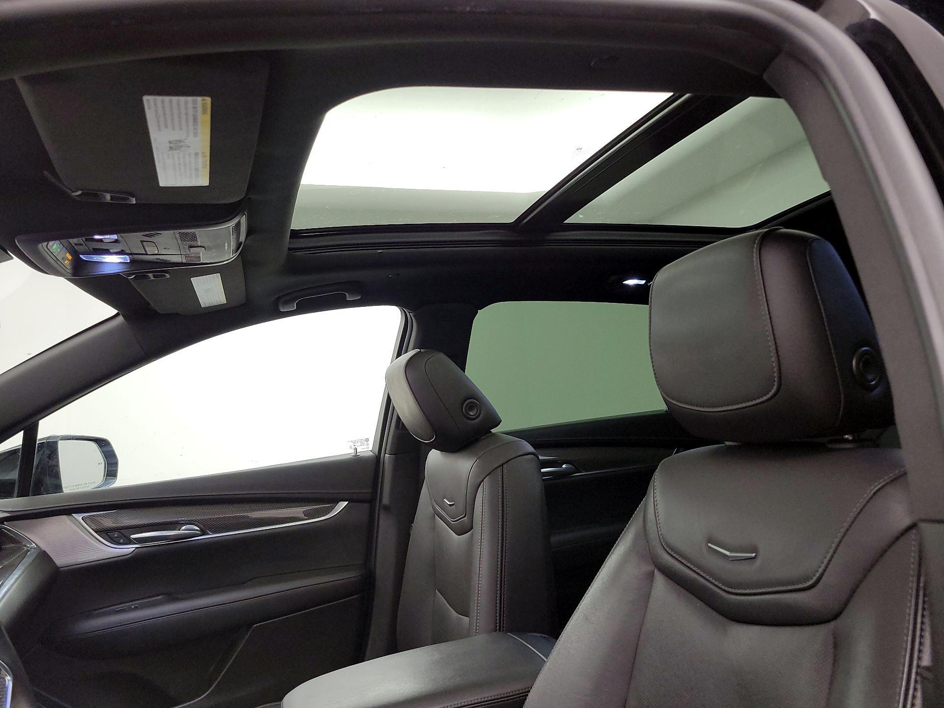 Thumbnail: 2021 Cadillac XT5 - 19
