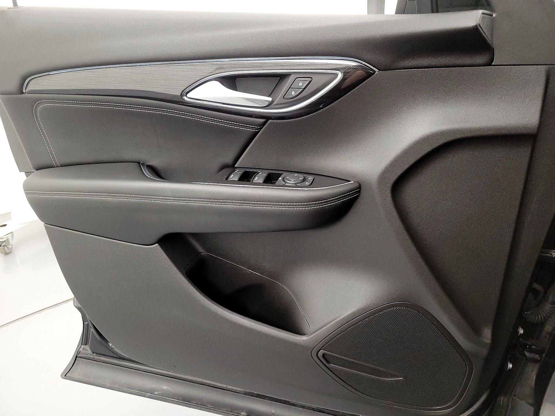 Thumbnail: 2023 Buick Envision - 12