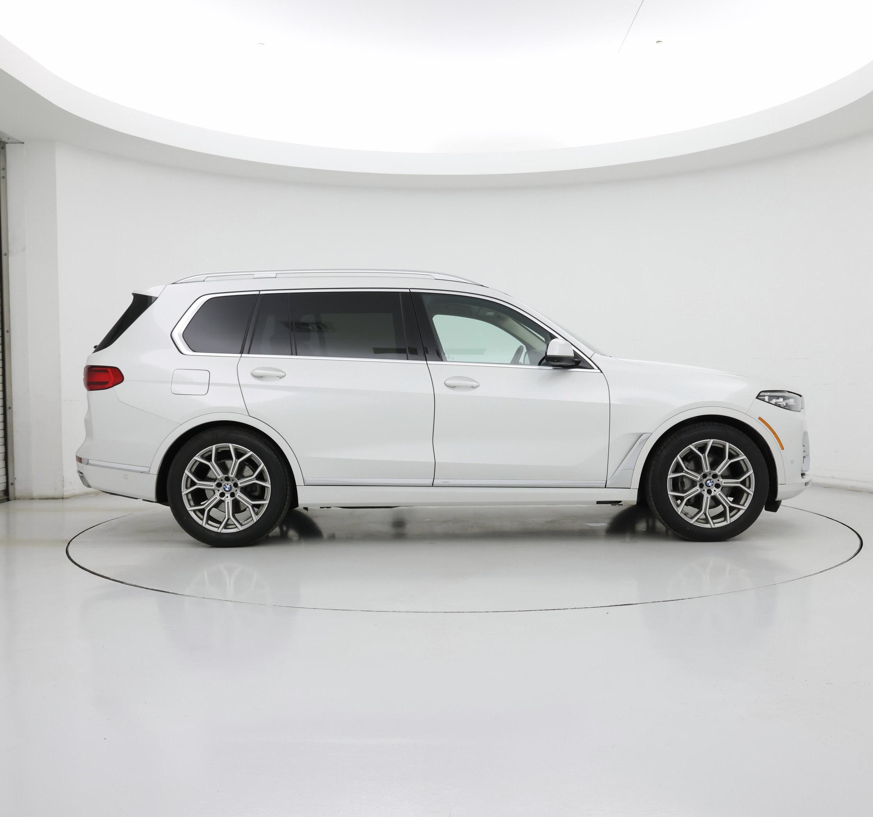 Thumbnail: 2020 BMW X7 - 7