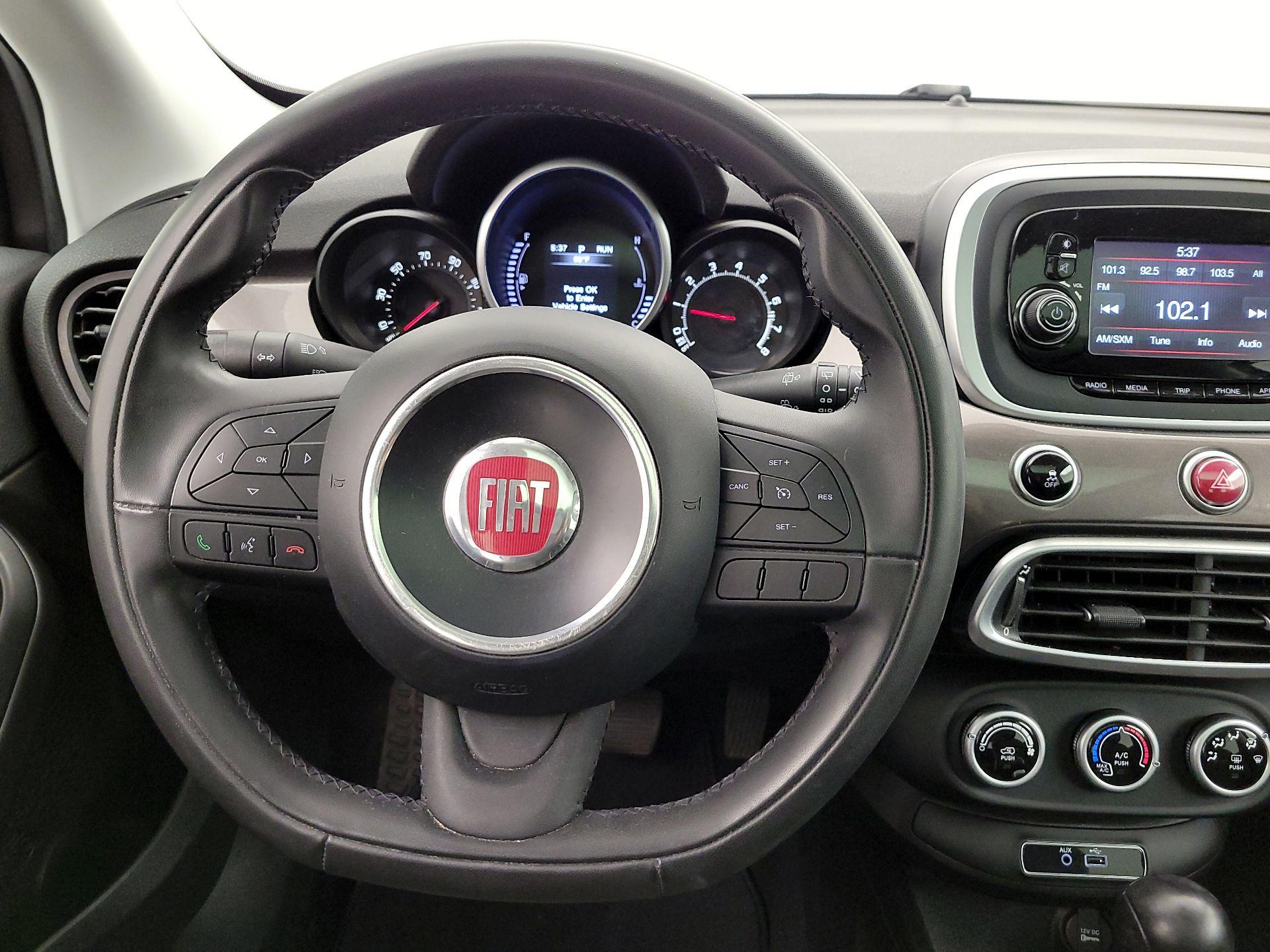 Thumbnail: 2017 Fiat 500X - 10
