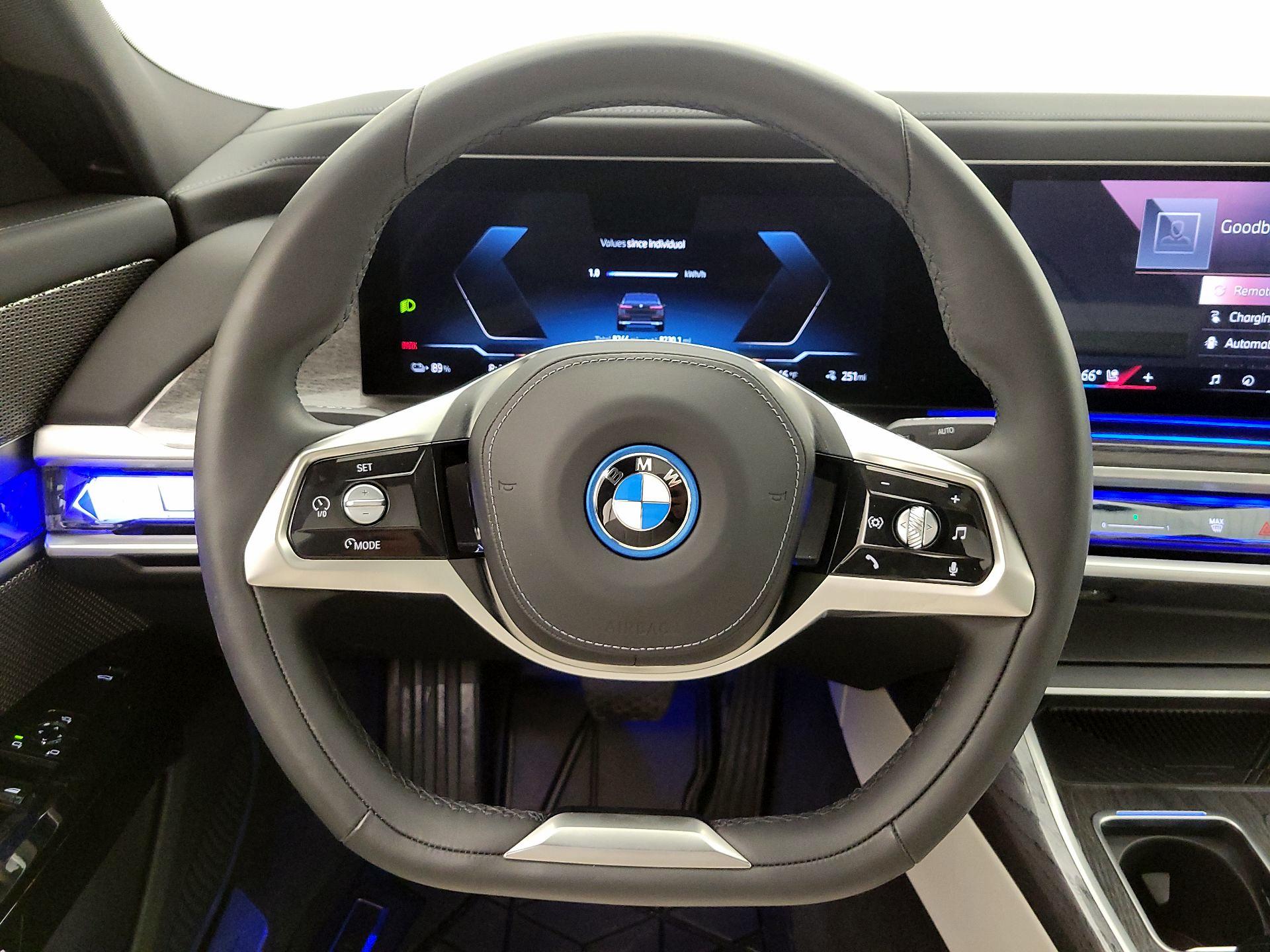 Thumbnail: 2024 BMW i7 - 10