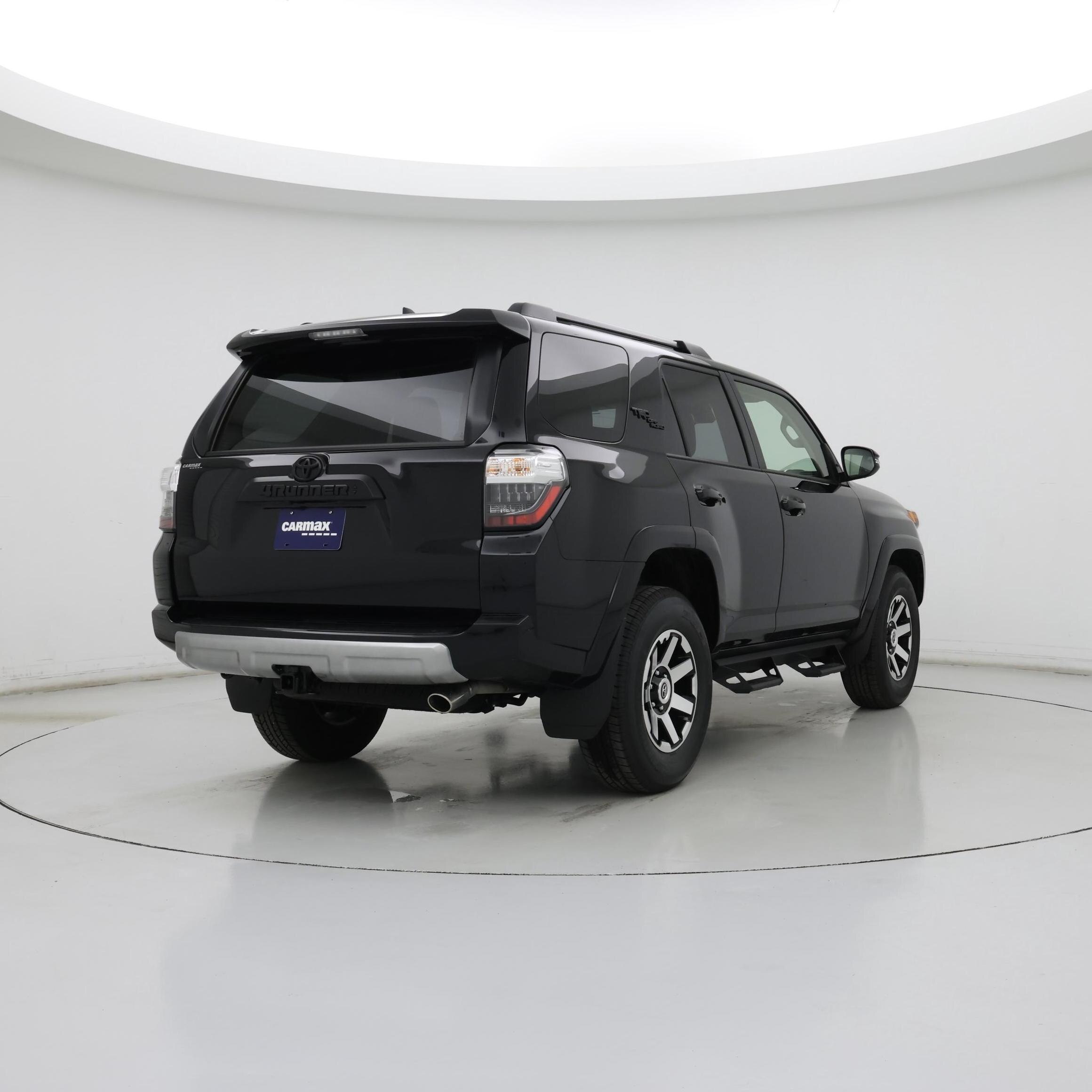 Thumbnail: 2024 Toyota 4Runner - 8