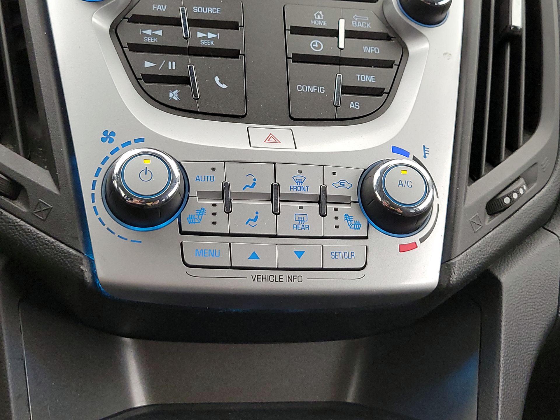 Thumbnail: 2017 Chevrolet Equinox - 15