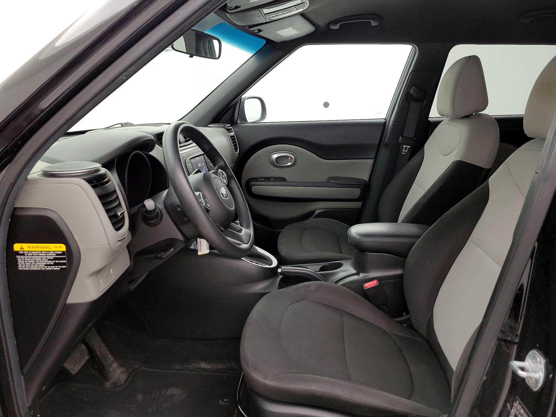 Thumbnail: 2017 Kia Soul - 11
