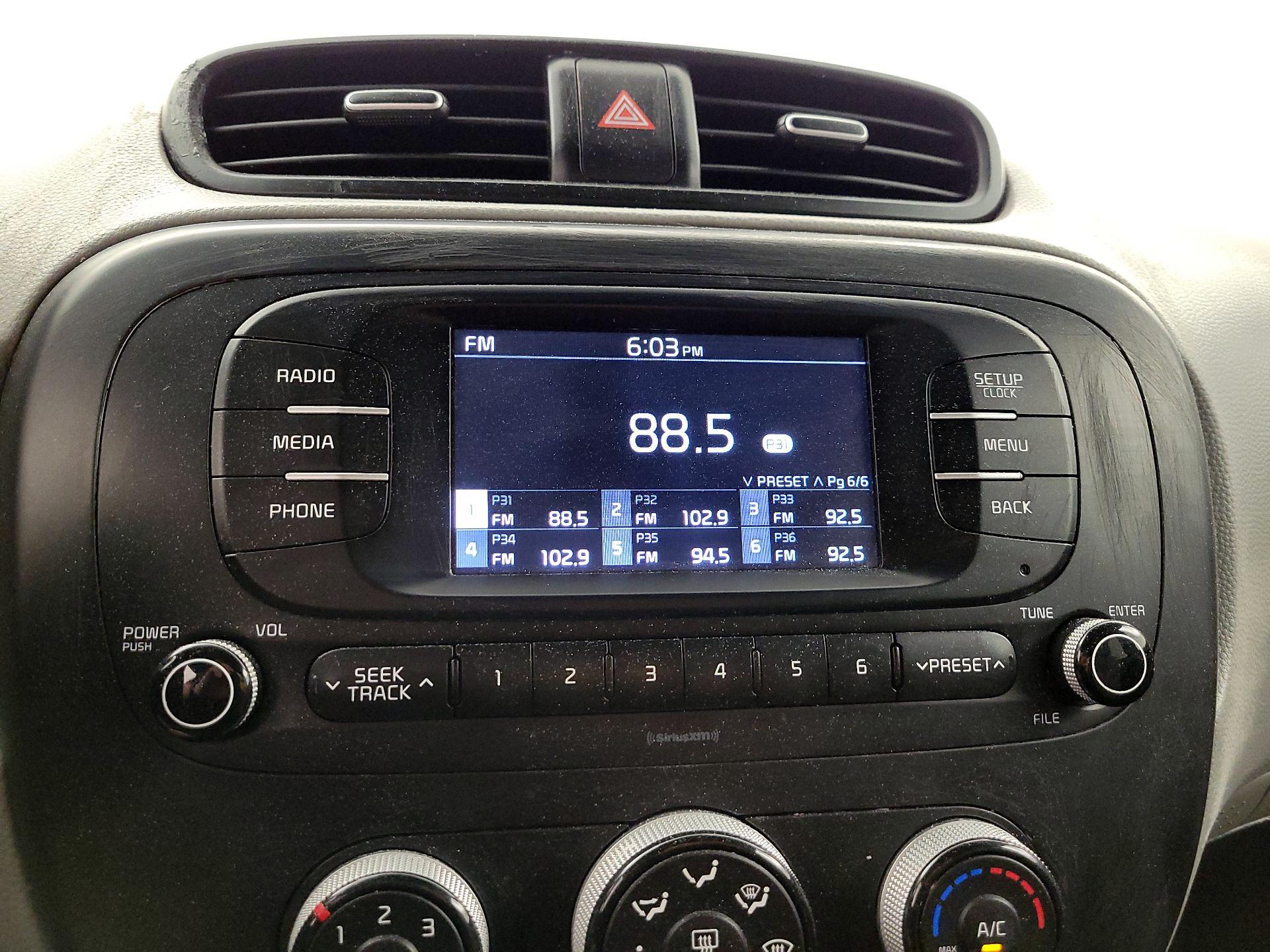 Thumbnail: 2017 Kia Soul - 14