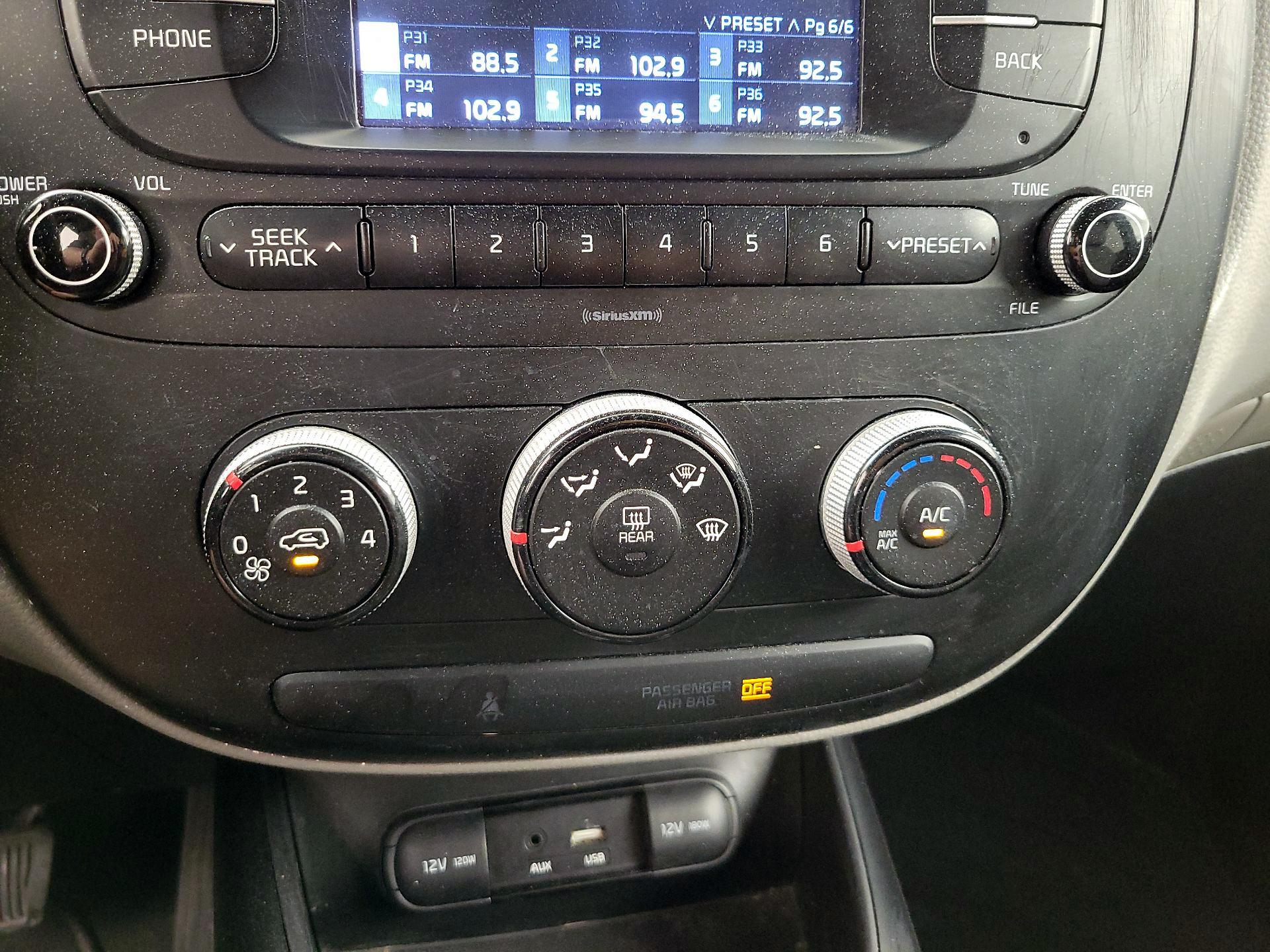 Thumbnail: 2017 Kia Soul - 15