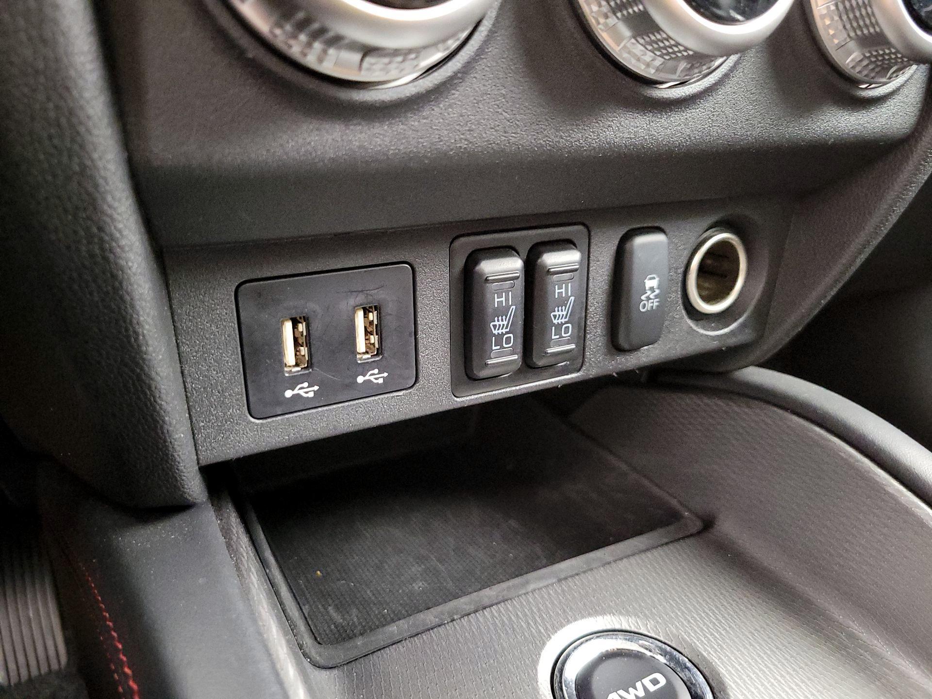 Thumbnail: 2023 Mitsubishi Outlander Sport - 18