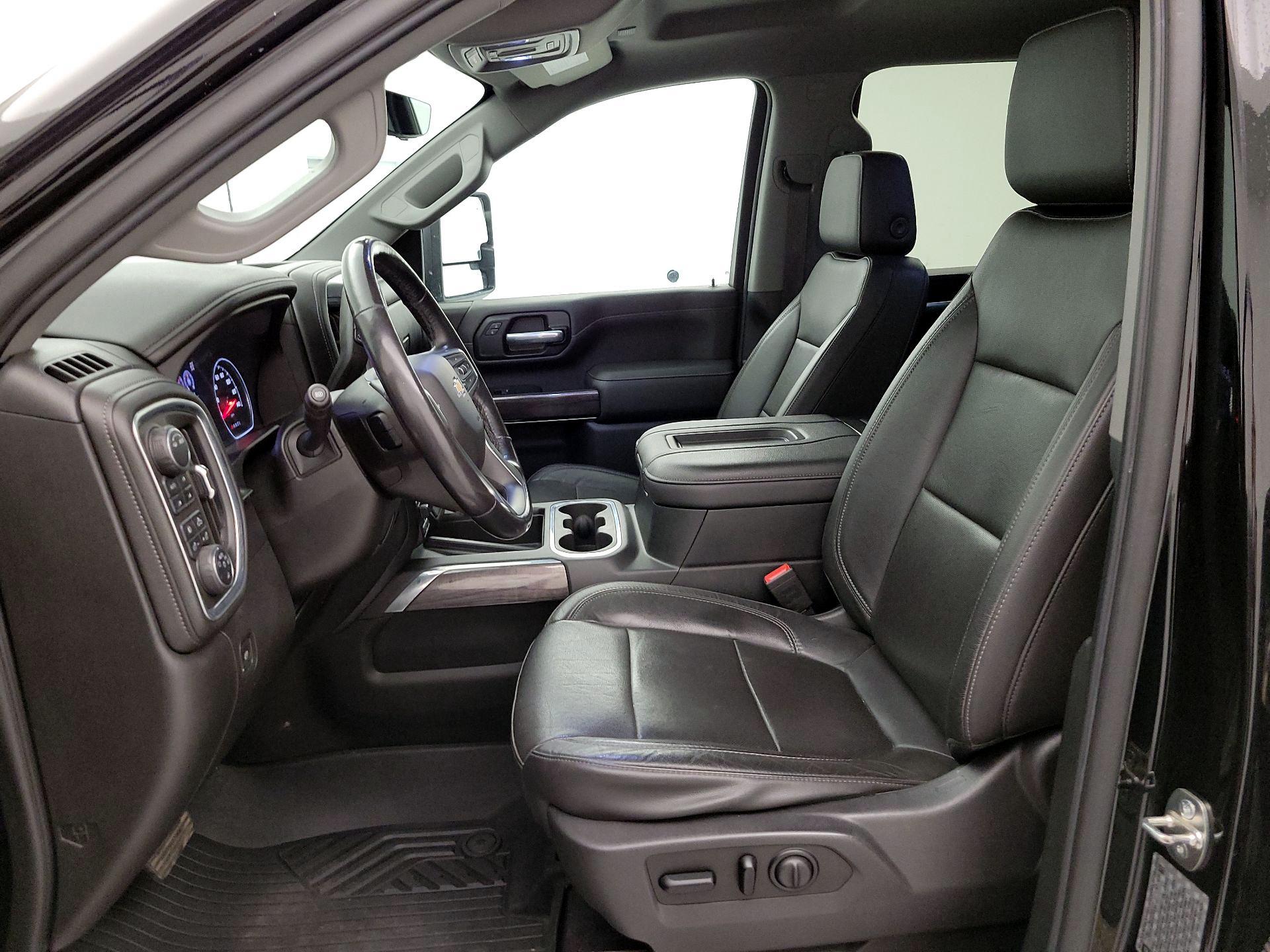 Thumbnail: 2020 Chevrolet Silverado 3500 - 11