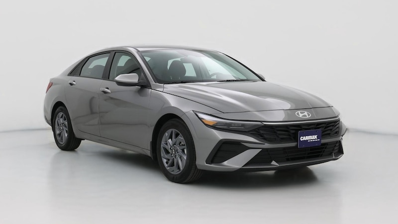 2024 Hyundai Elantra SEL Hero Image