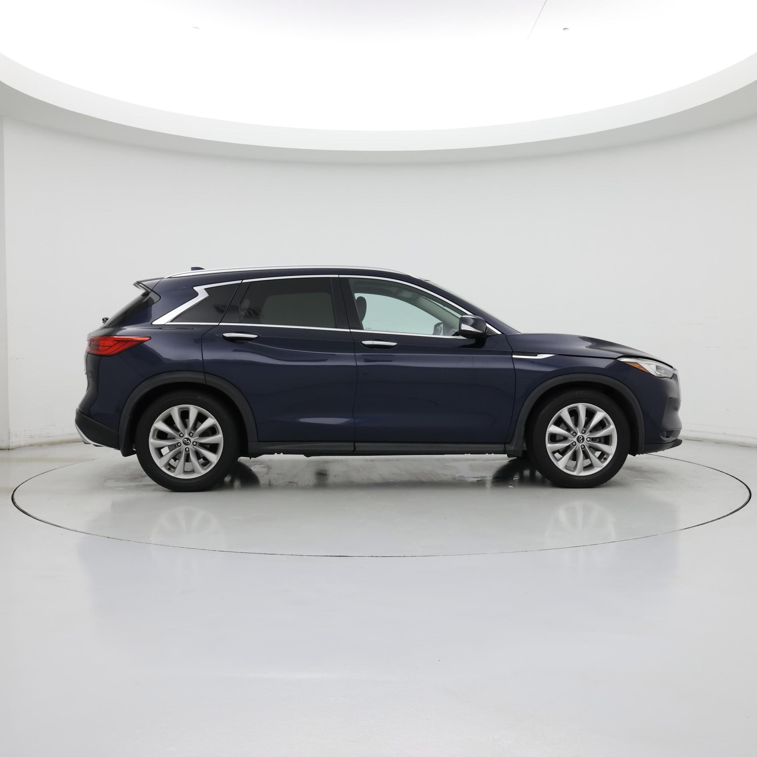 Thumbnail: 2019 INFINITI QX50 - 7