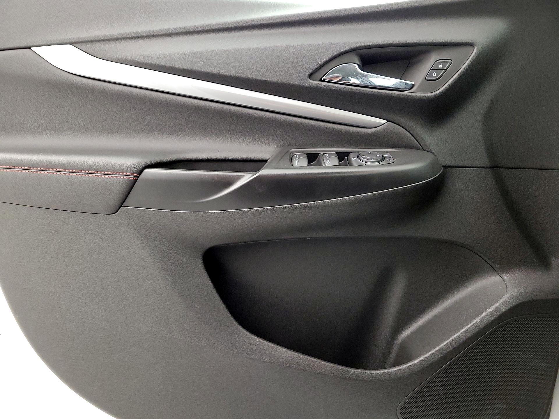 Thumbnail: 2023 Chevrolet Bolt EUV - 12