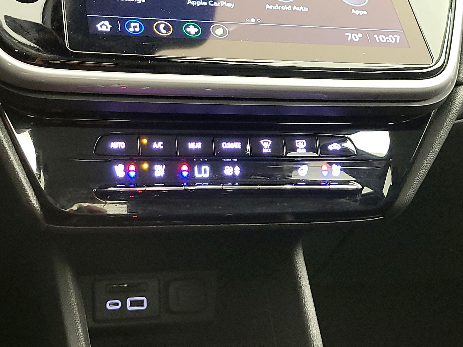 Thumbnail: 2023 Chevrolet Bolt EUV - 16