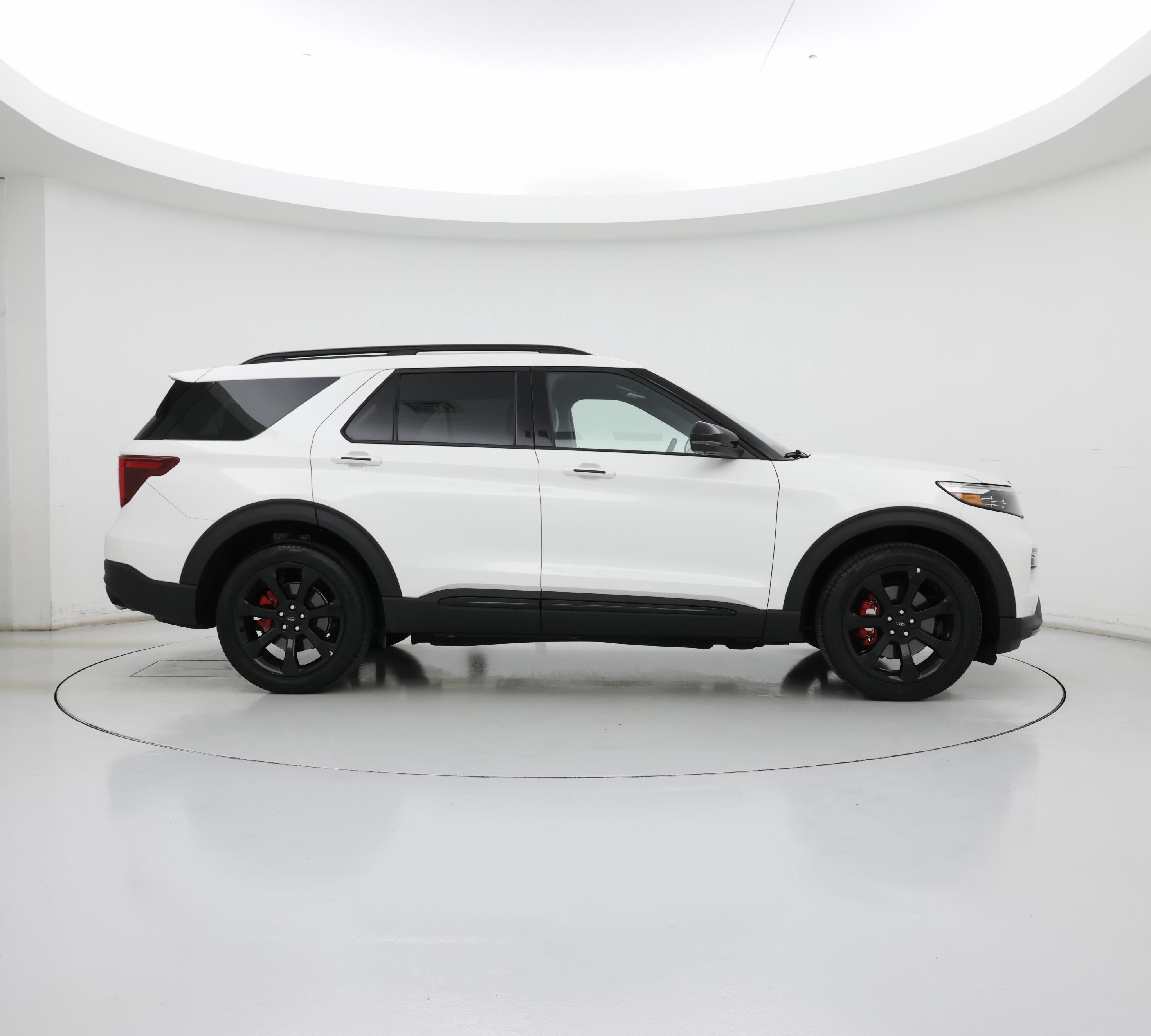 Thumbnail: 2023 Ford Explorer - 7