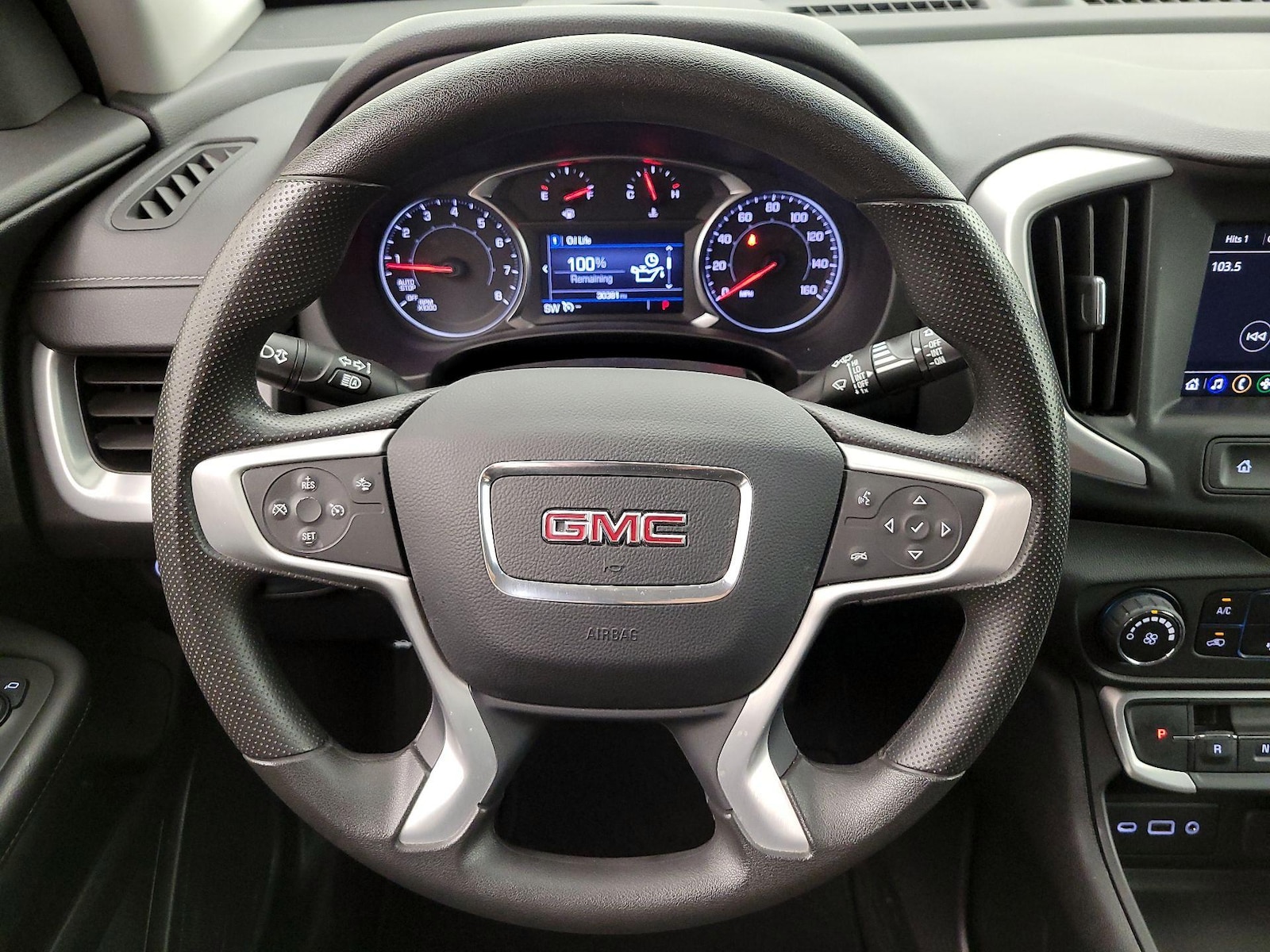 2024 GMC Terrain SLE - Photo 11