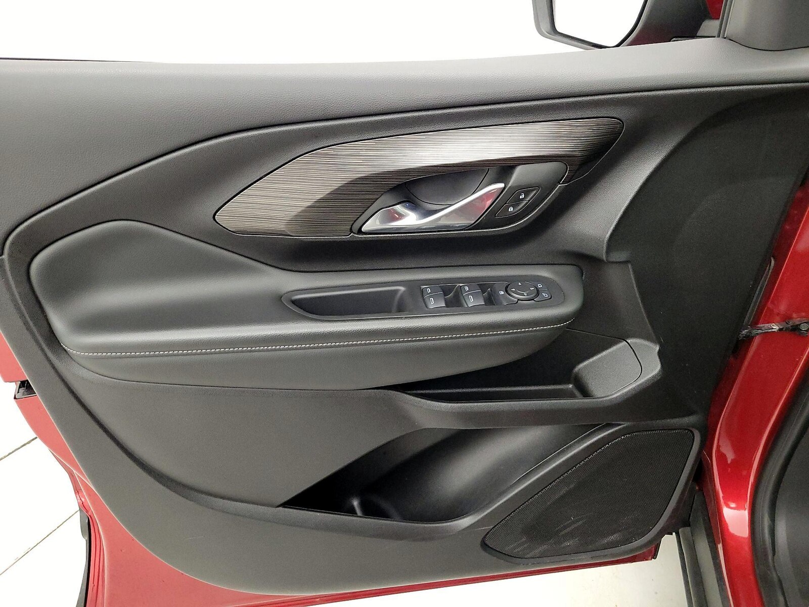 2024 GMC Terrain SLE - Photo 13
