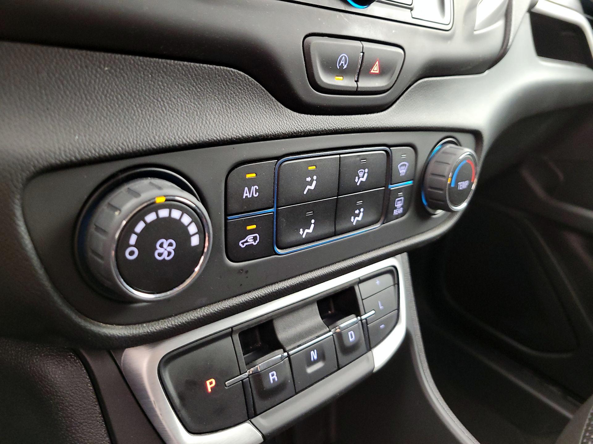 Thumbnail: 2024 GMC Terrain - 16