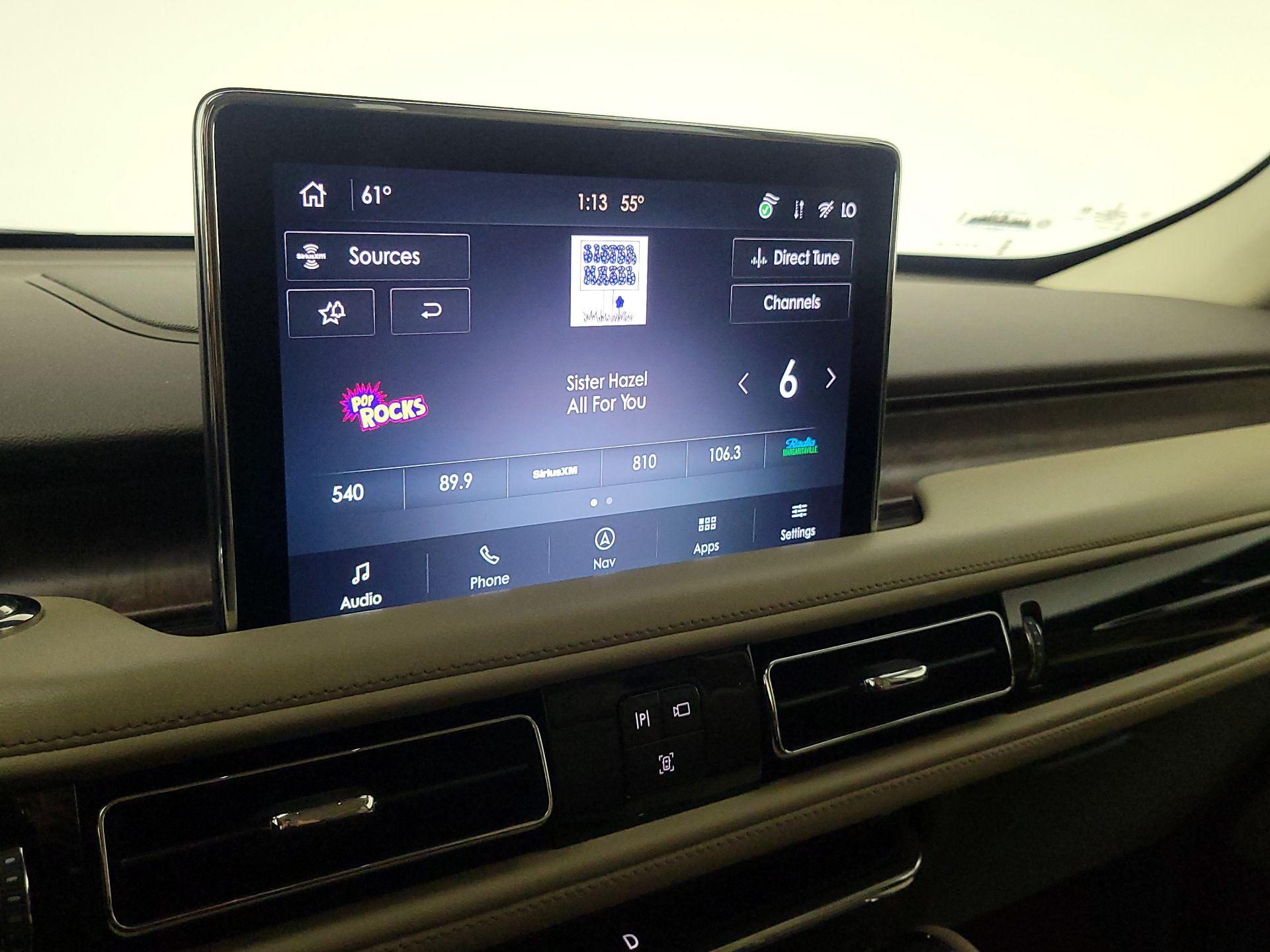 Thumbnail: 2022 Lincoln Aviator - 16