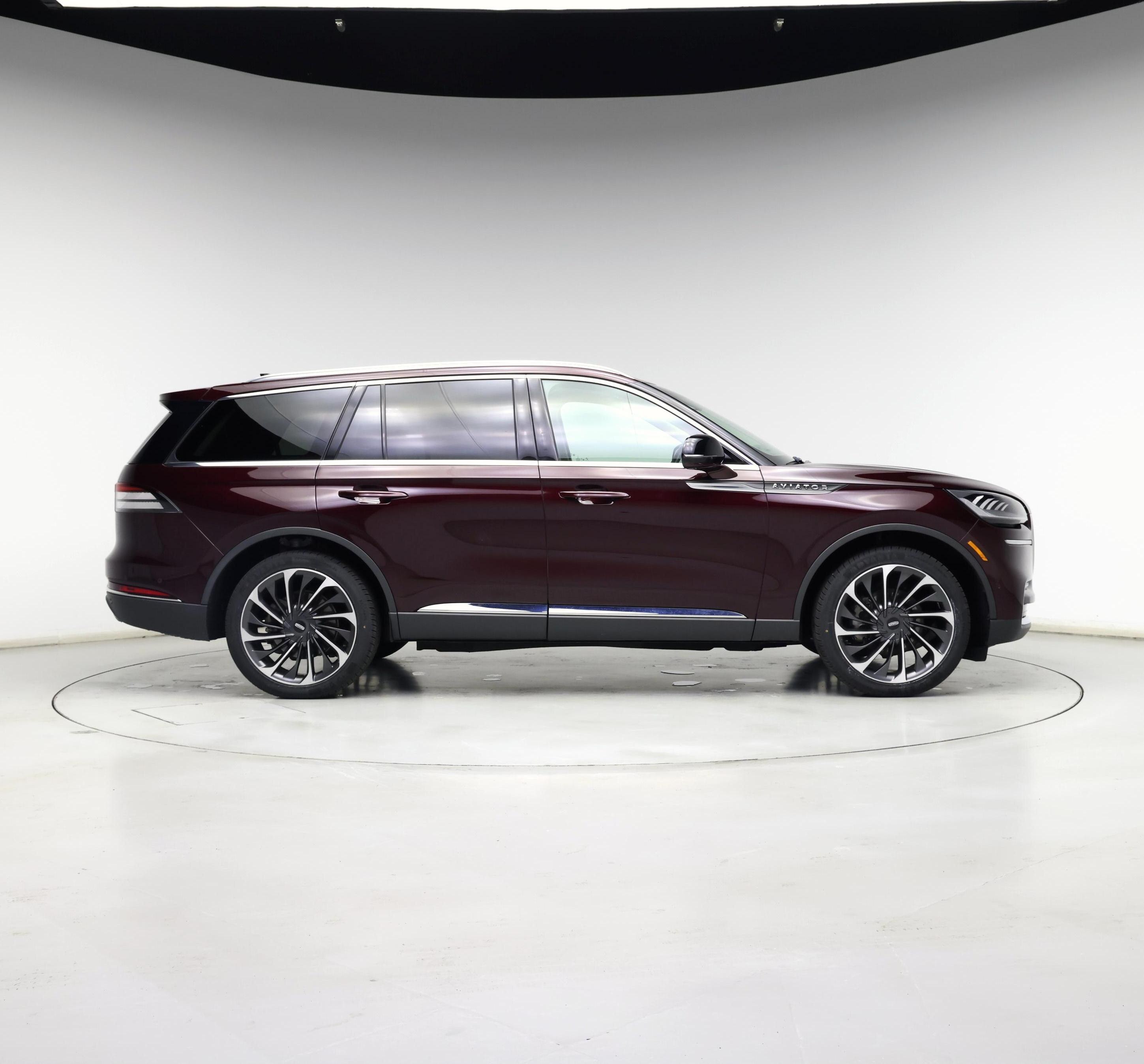 Thumbnail: 2022 Lincoln Aviator - 7