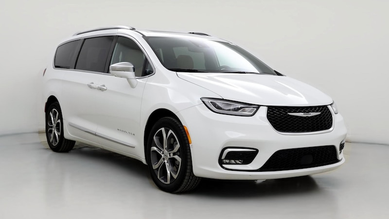 2021 Chrysler Pacifica Pinnacle Hero Image