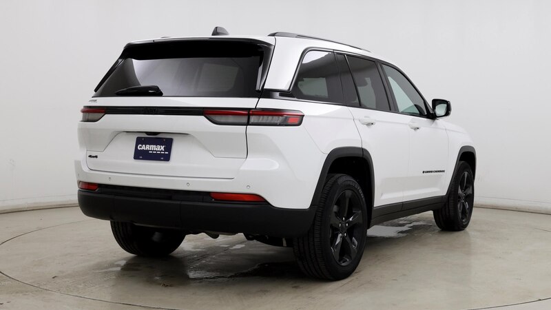 2023 Jeep Grand Cherokee Altitude 8