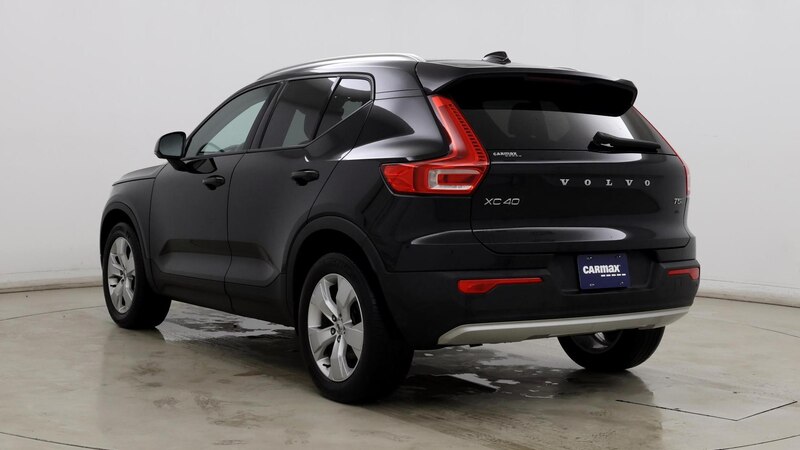 2021 Volvo XC40 T5 Momentum 2