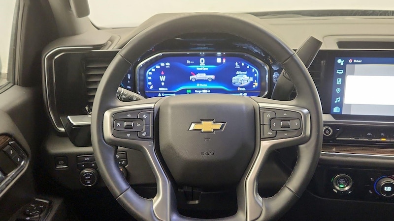 2023 Chevrolet Silverado 1500 LT 10