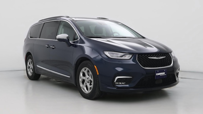 2022 Chrysler Pacifica Limited Hero Image