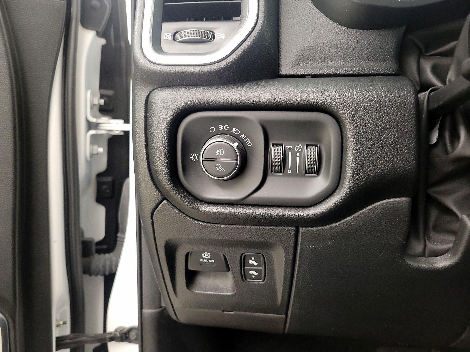 Thumbnail: 2022 RAM 1500 - 13