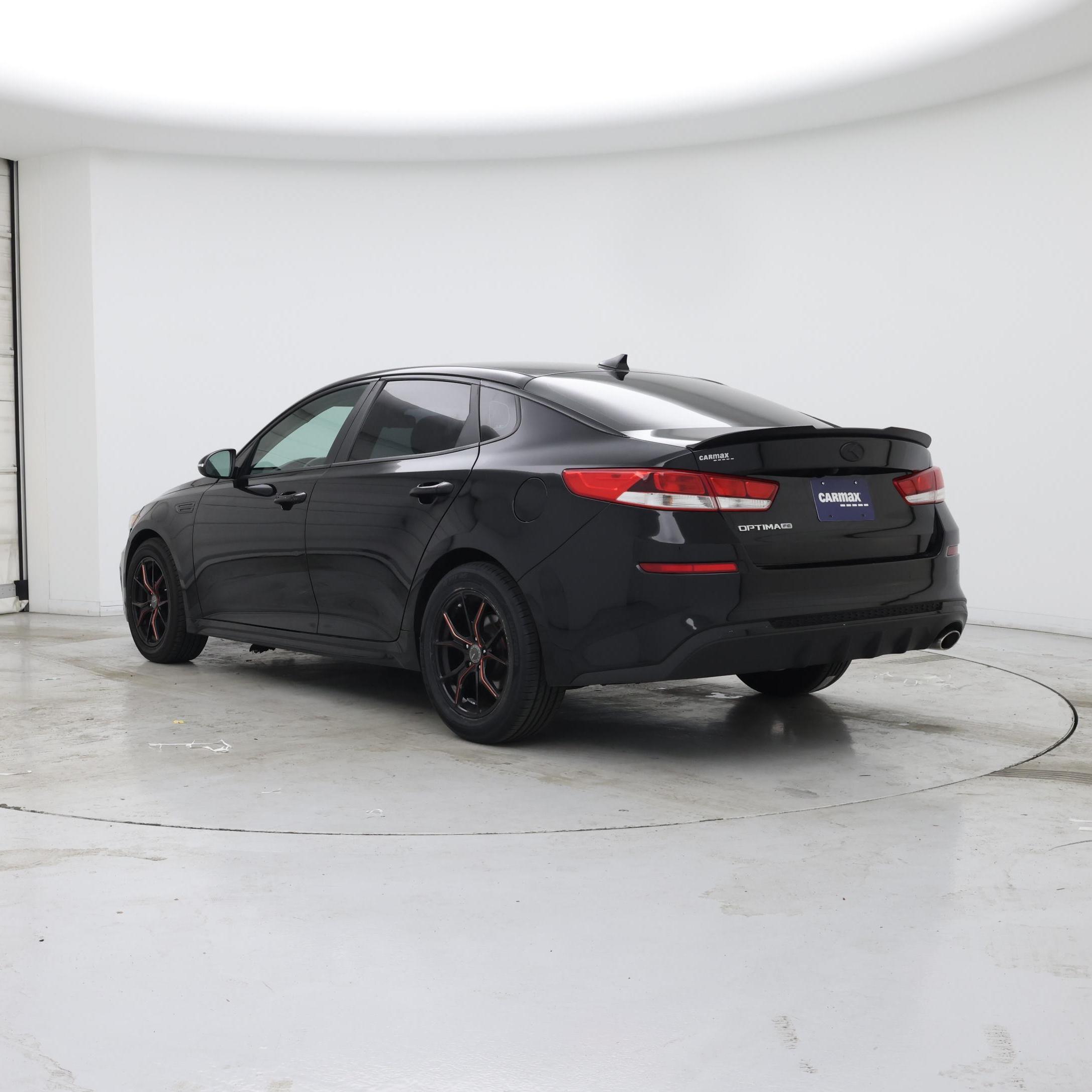 Thumbnail: 2019 Kia Optima - 2
