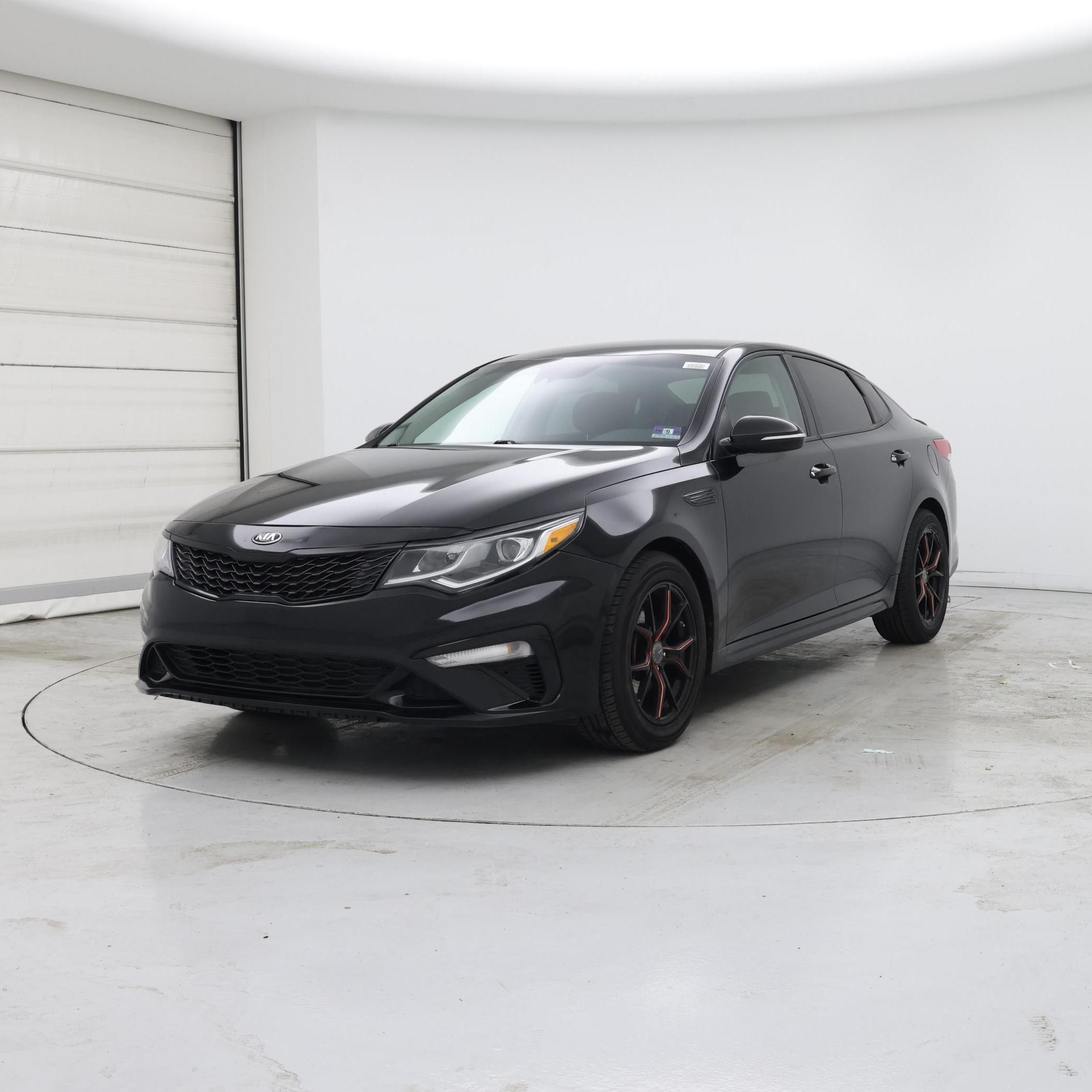 Thumbnail: 2019 Kia Optima - 4