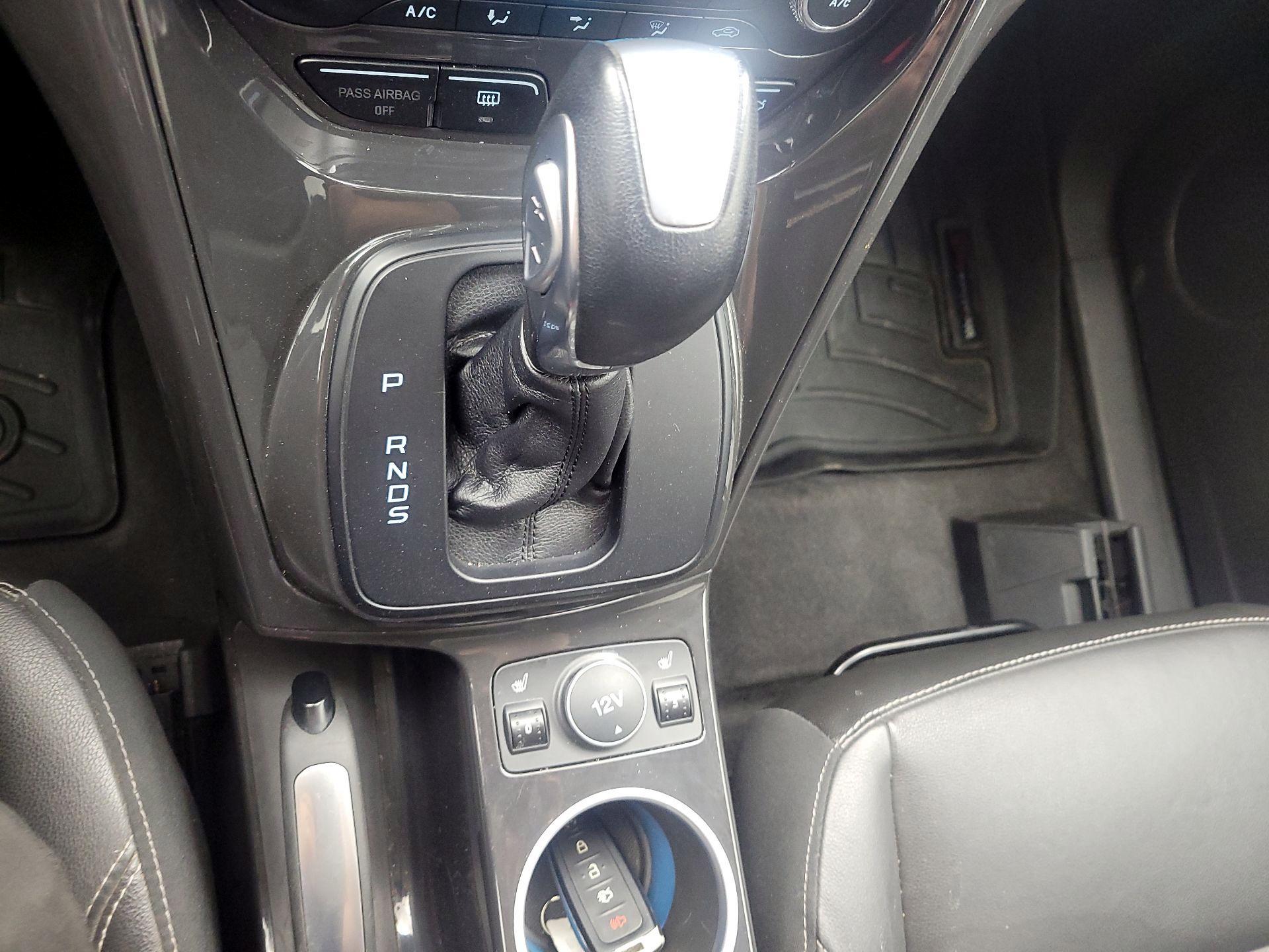 Thumbnail: 2014 Ford Escape - 17