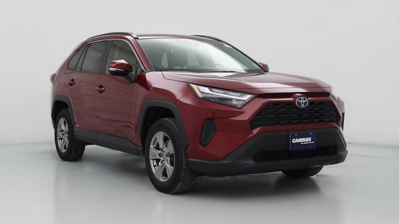 2022 Toyota RAV4 XLE Hero Image