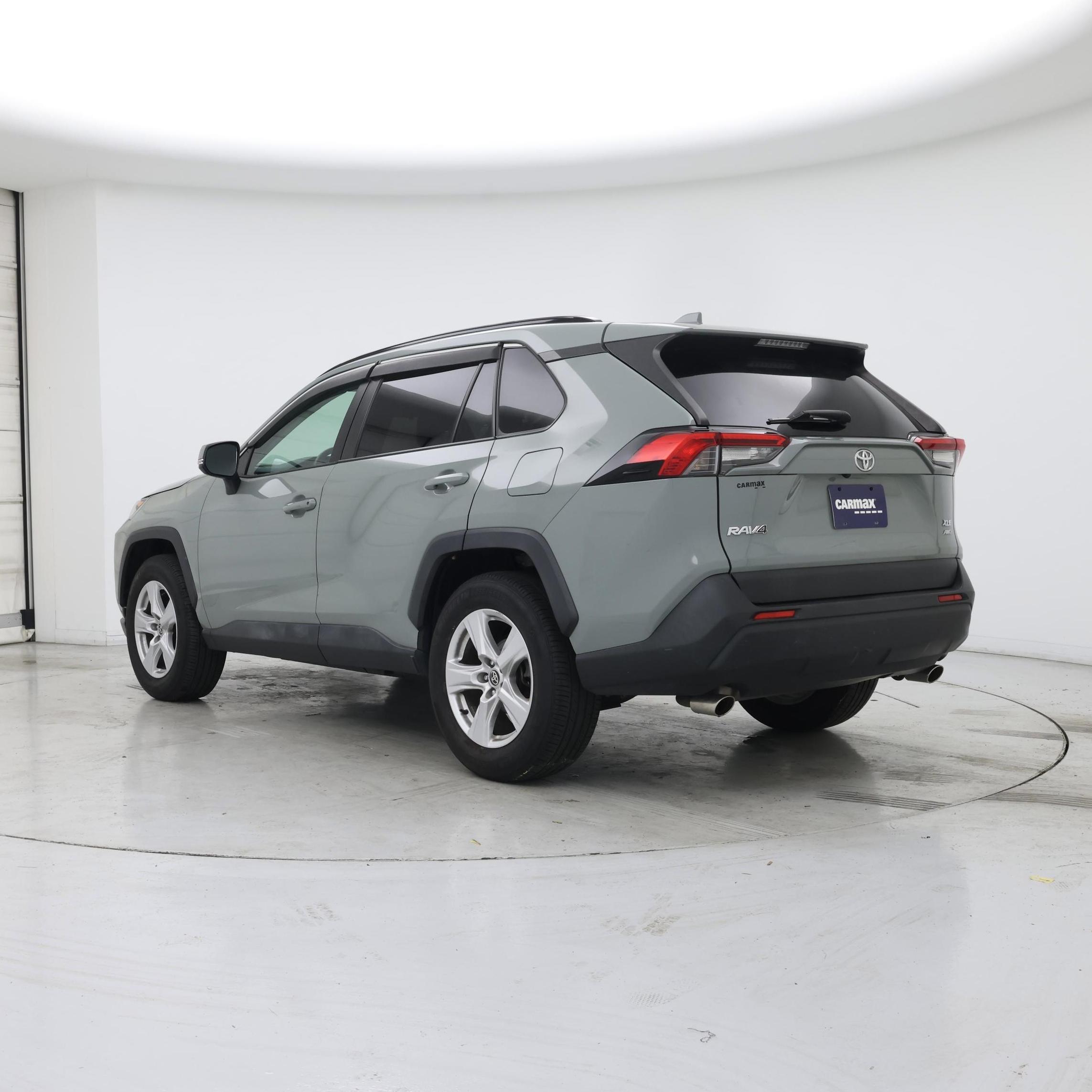 Thumbnail: 2019 Toyota RAV4 - 2