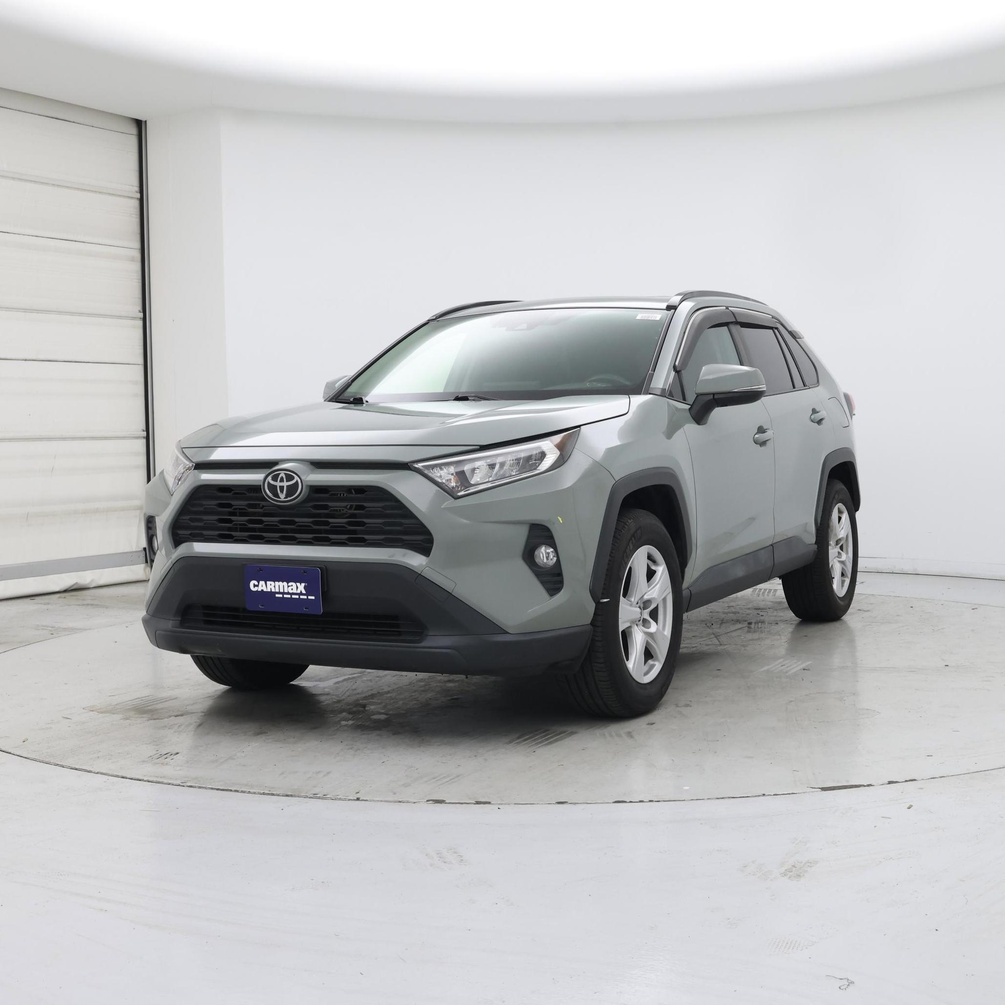 Thumbnail: 2019 Toyota RAV4 - 4