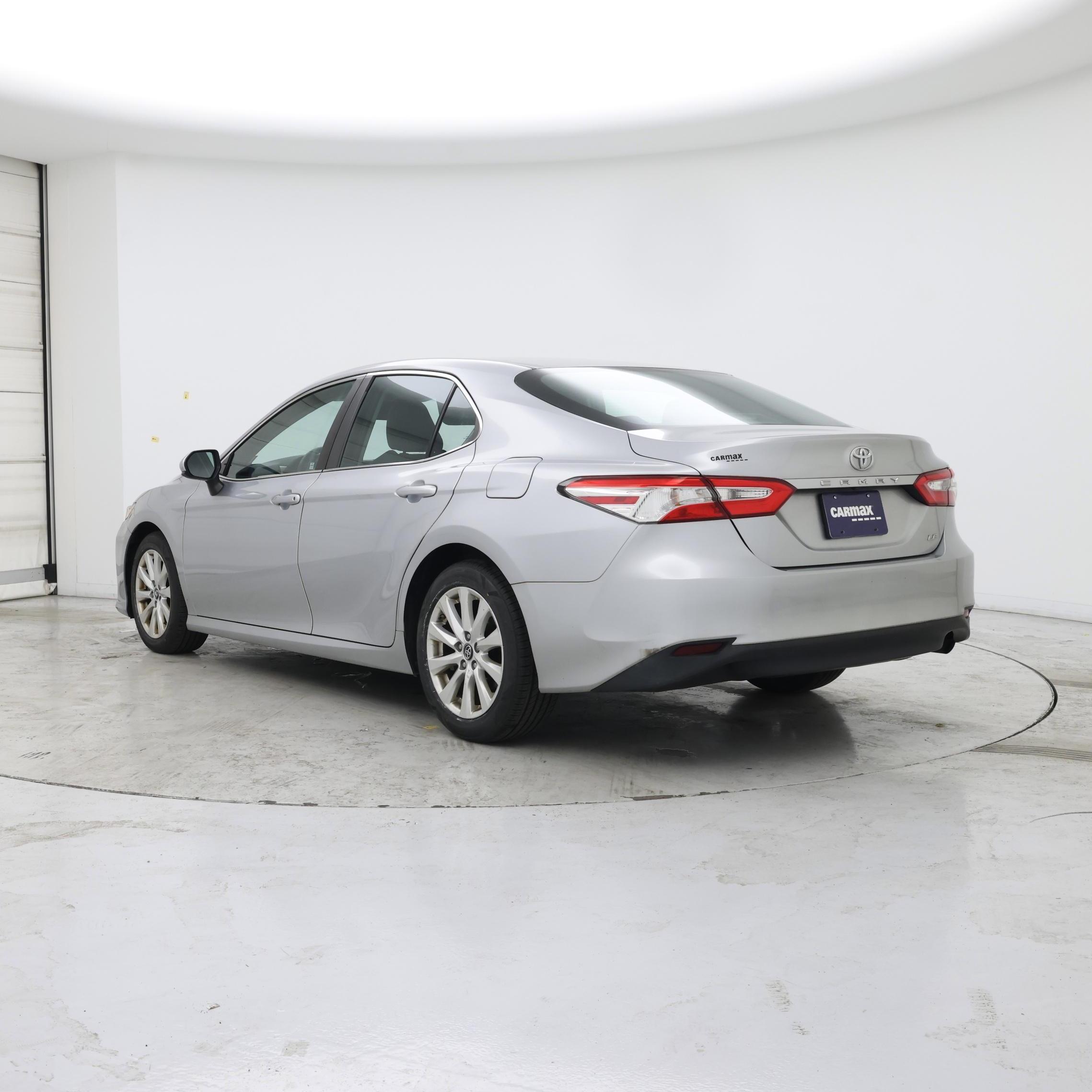 Thumbnail: 2018 Toyota Camry - 2