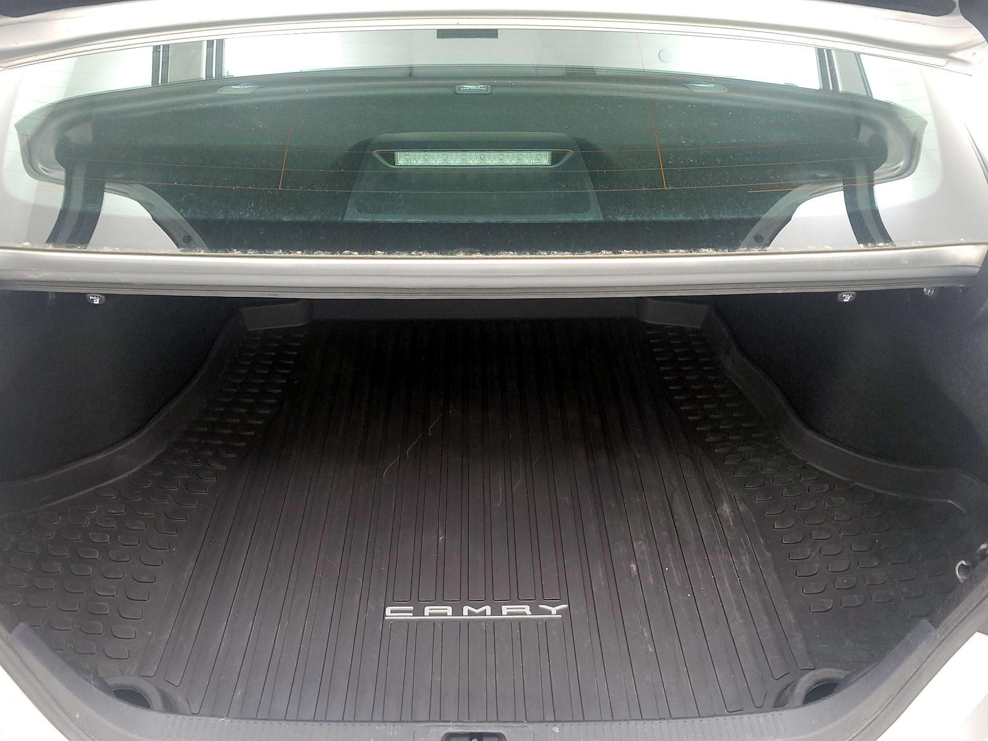 Thumbnail: 2018 Toyota Camry - 20