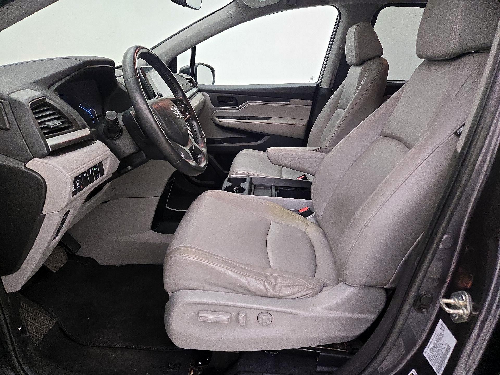 Thumbnail: 2020 Honda Odyssey - 11