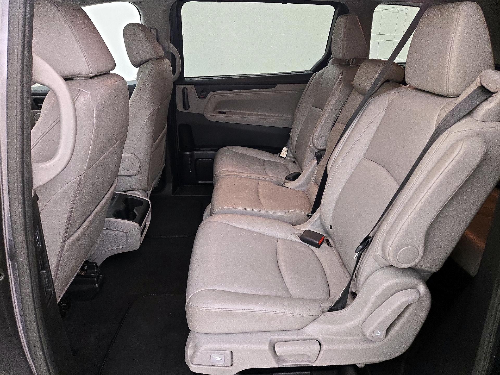 Thumbnail: 2020 Honda Odyssey - 20