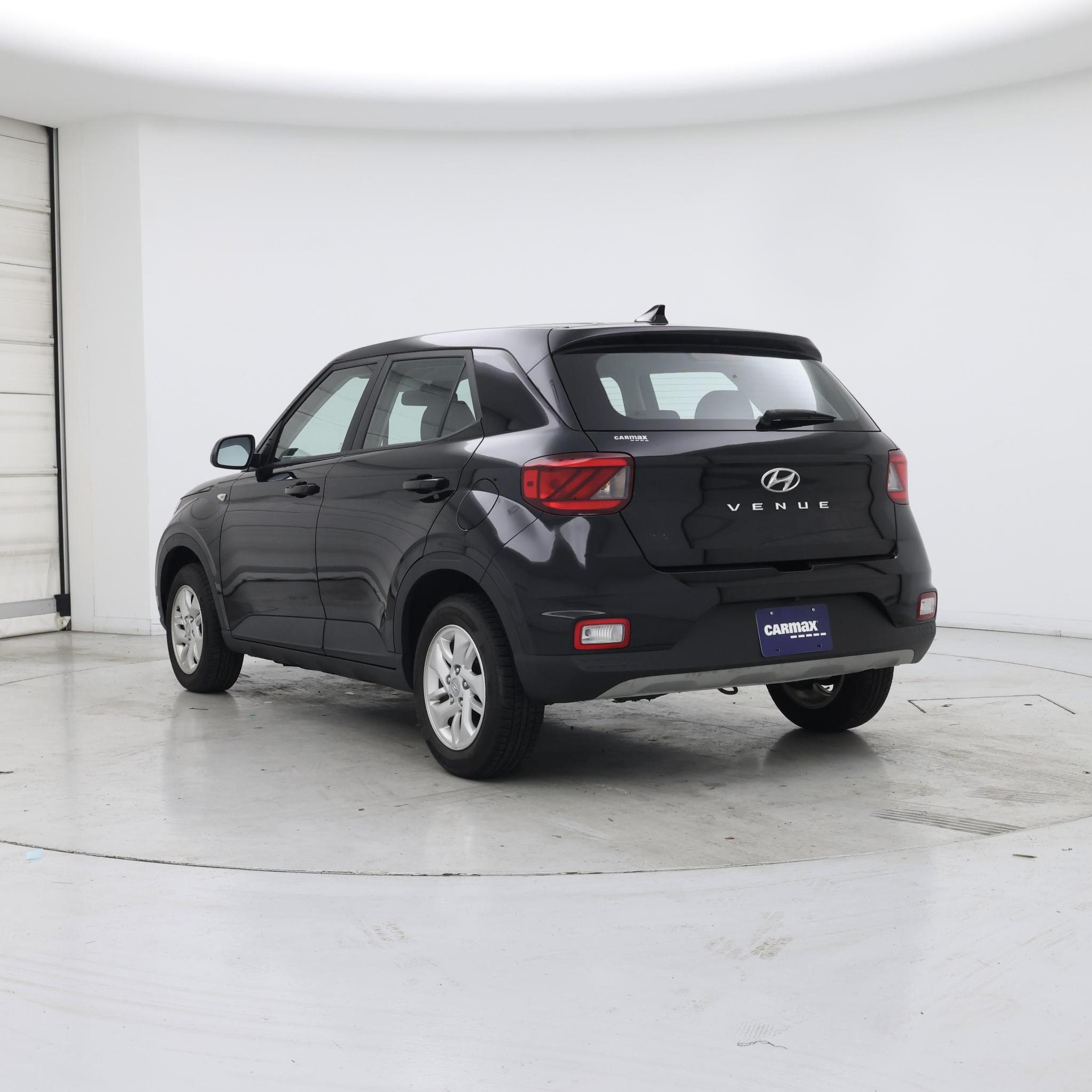 Thumbnail: 2022 Hyundai Venue - 2