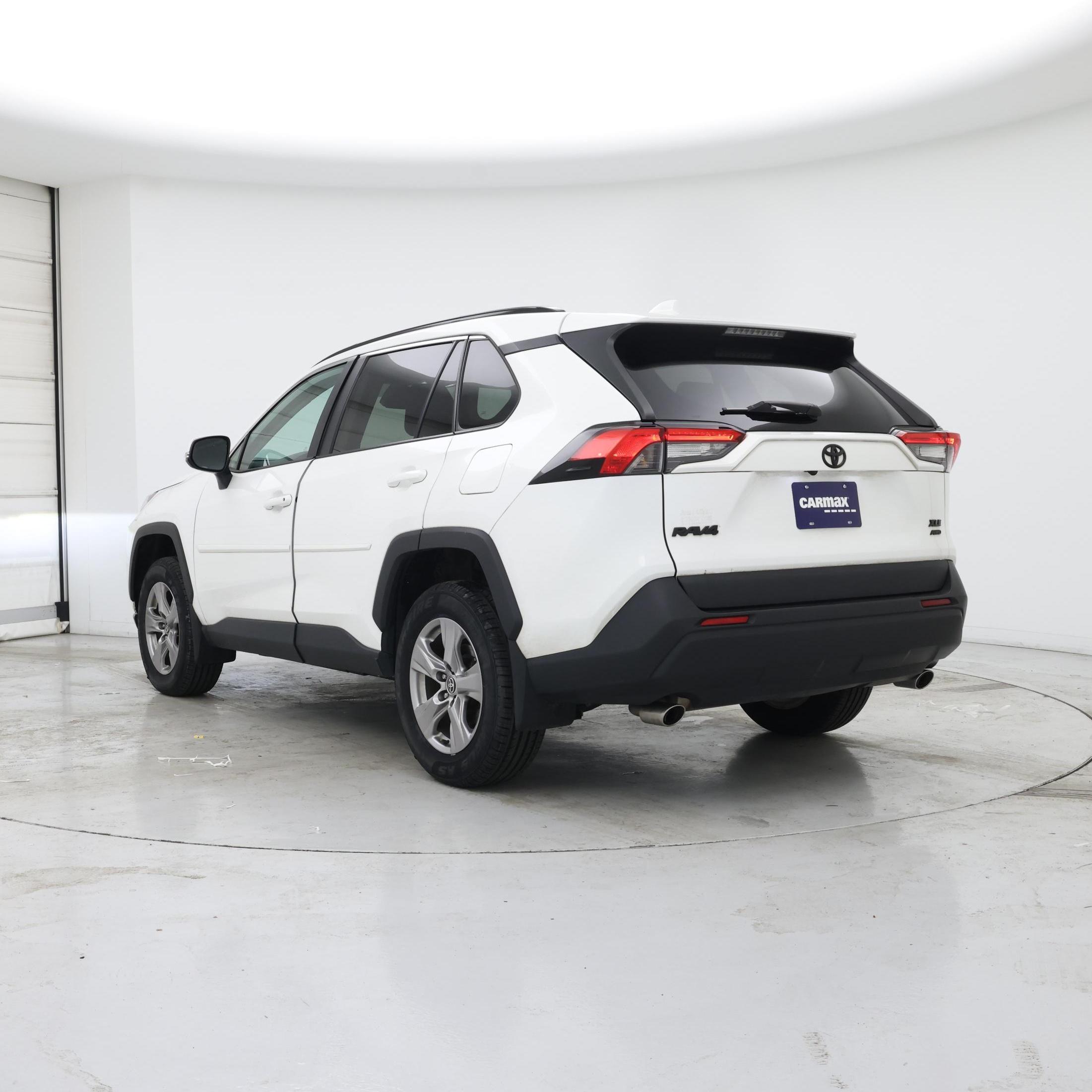 Thumbnail: 2022 Toyota RAV4 - 2