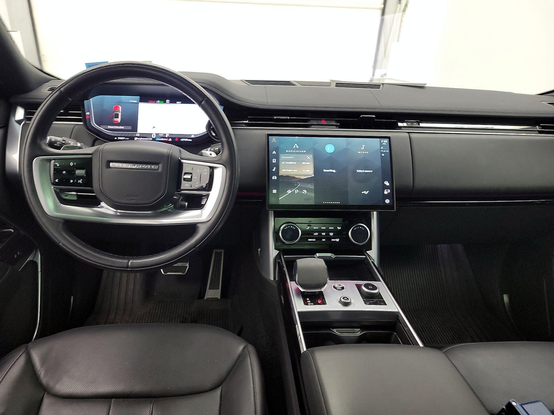 Thumbnail: 2023 Land Rover Range Rover - 9