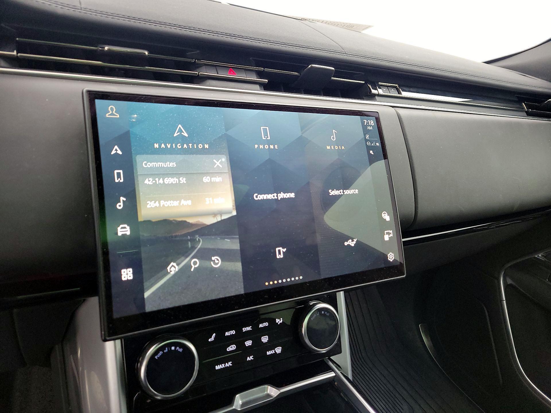 Thumbnail: 2023 Land Rover Range Rover - 14