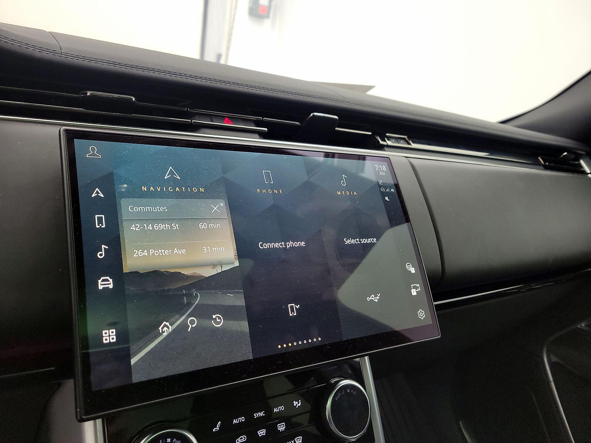 Thumbnail: 2023 Land Rover Range Rover - 16