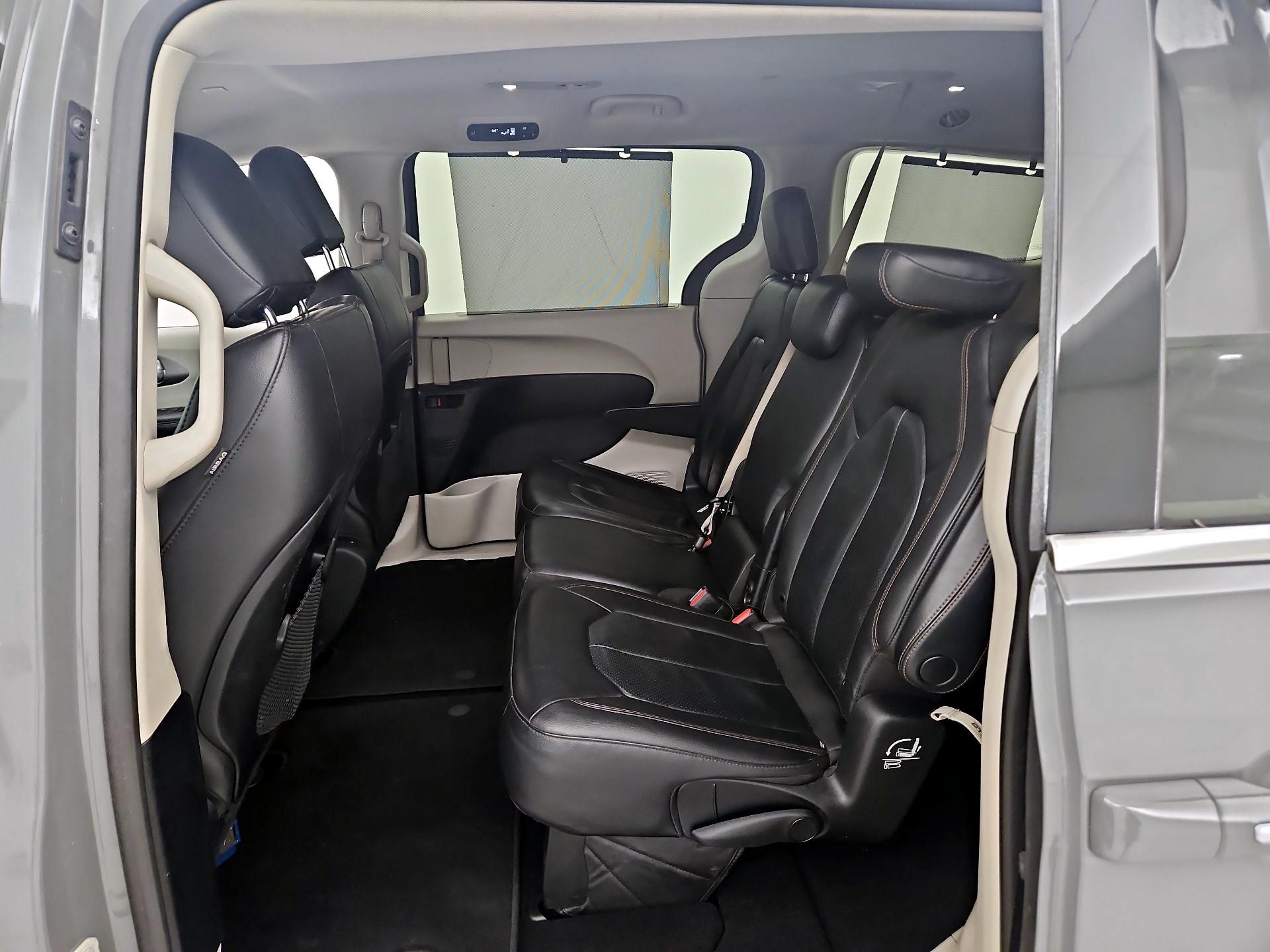 Thumbnail: 2020 Chrysler Pacifica - 20