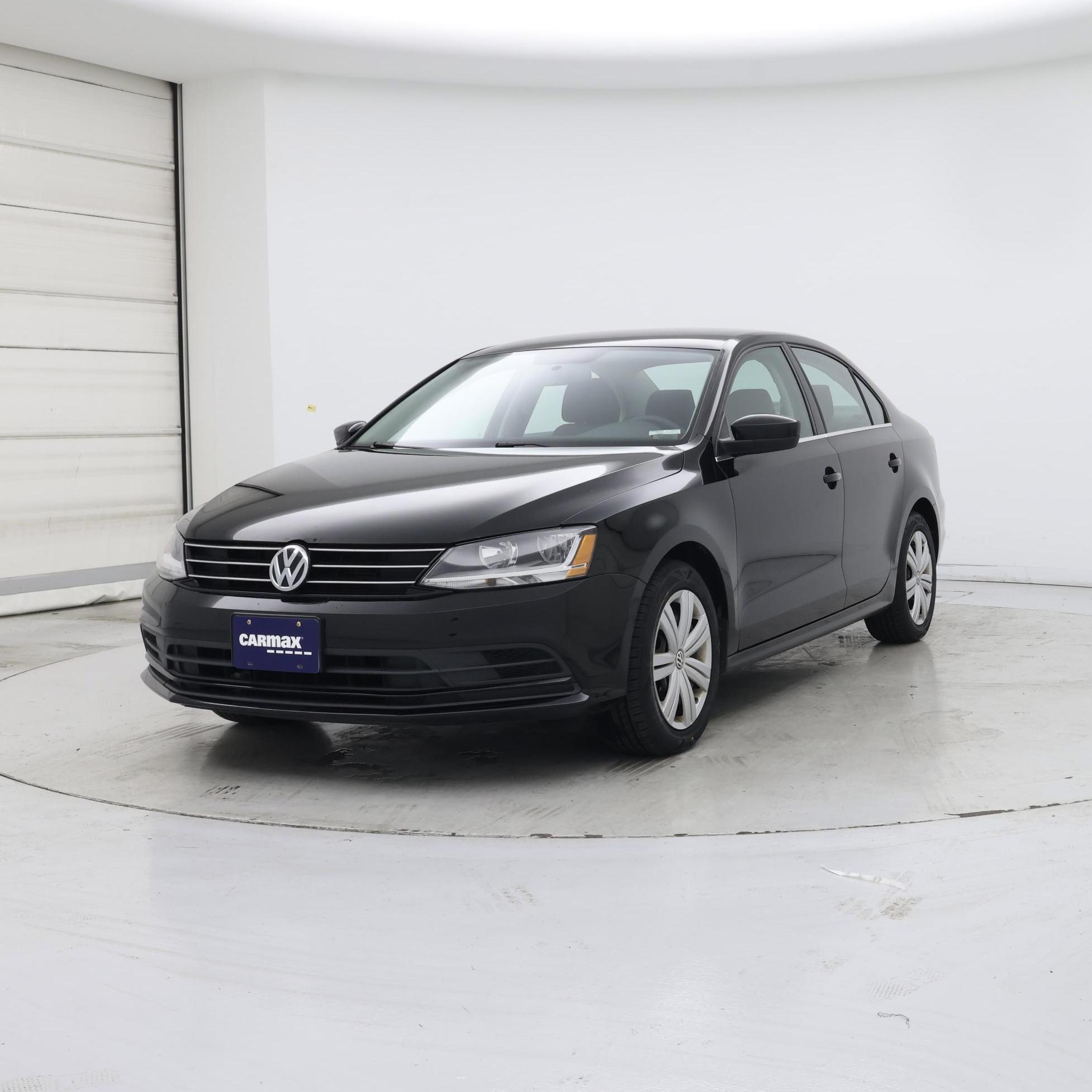 Thumbnail: 2017 Volkswagen Jetta - 4