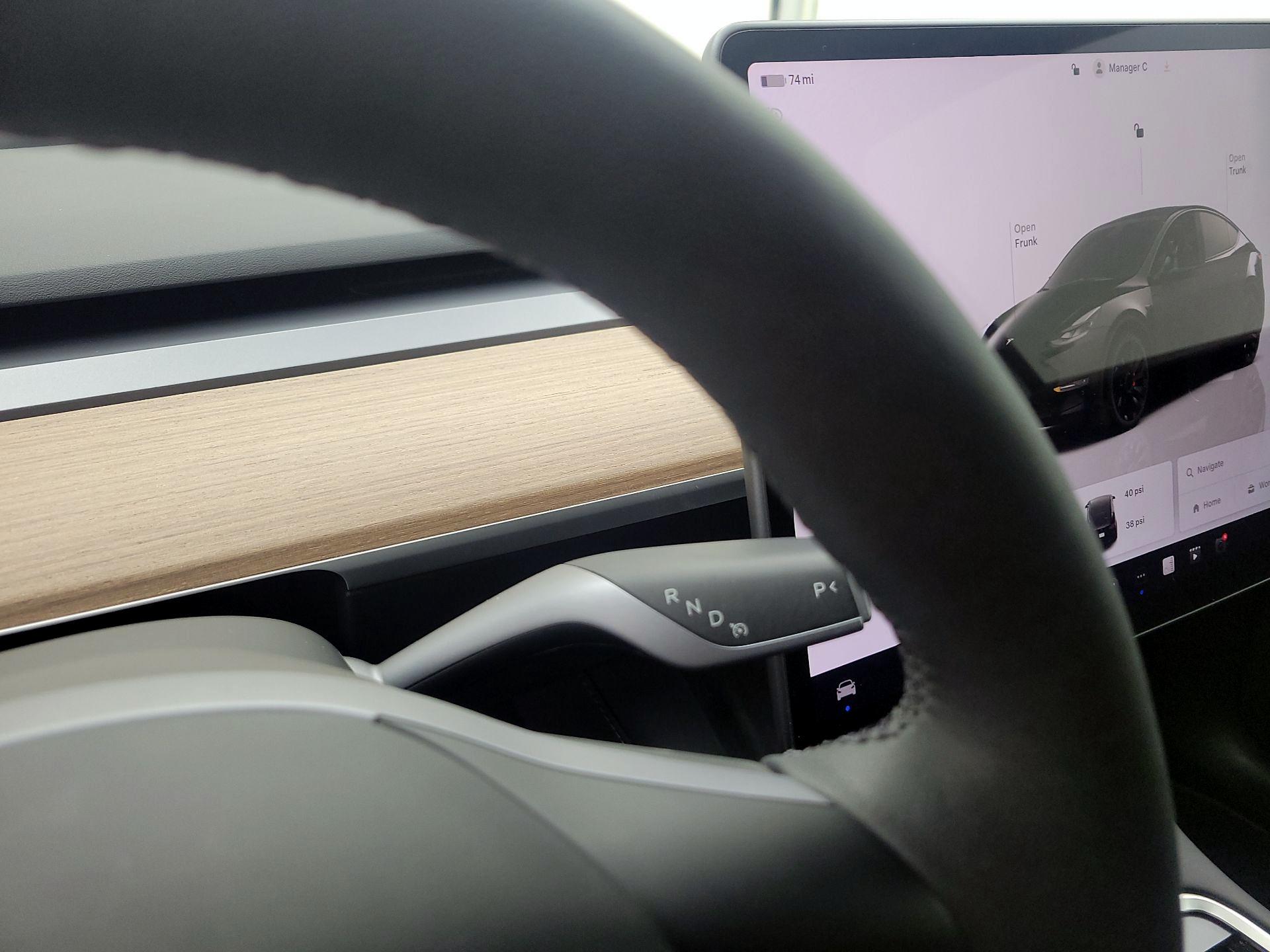 Thumbnail: 2023 Tesla Model Y - 17