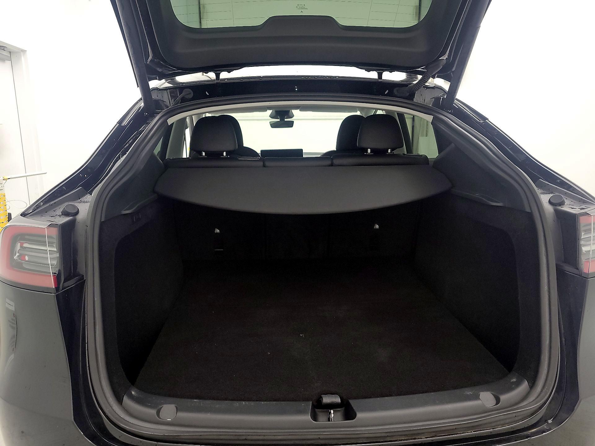 Thumbnail: 2023 Tesla Model Y - 20