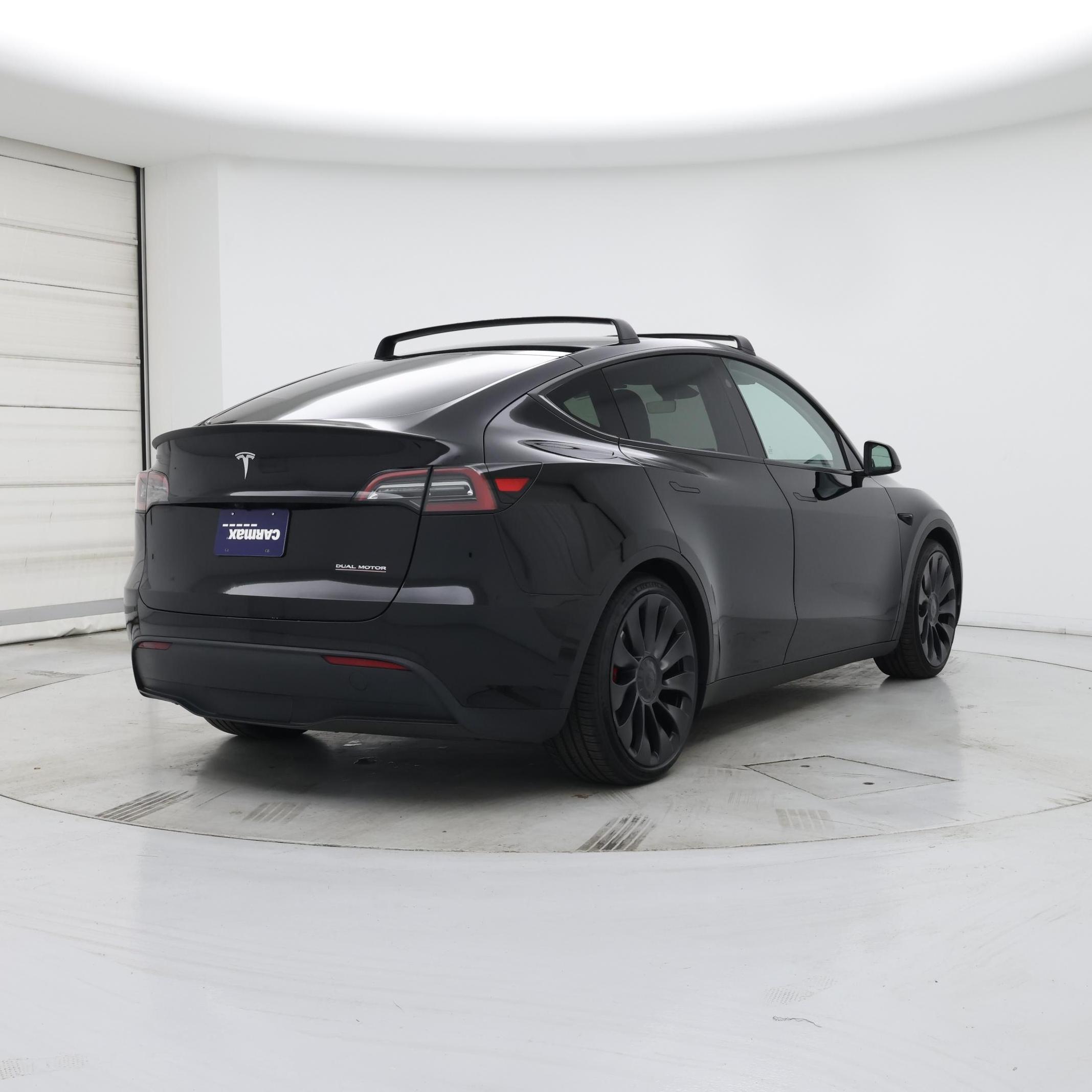 Thumbnail: 2023 Tesla Model Y - 8