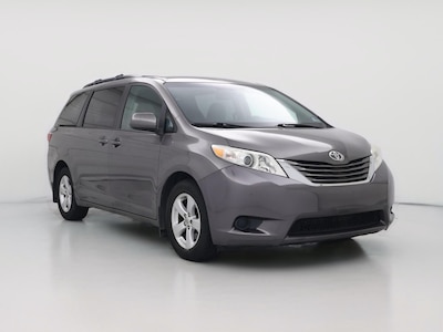 2017 Toyota Sienna LE -
                Edison, NJ