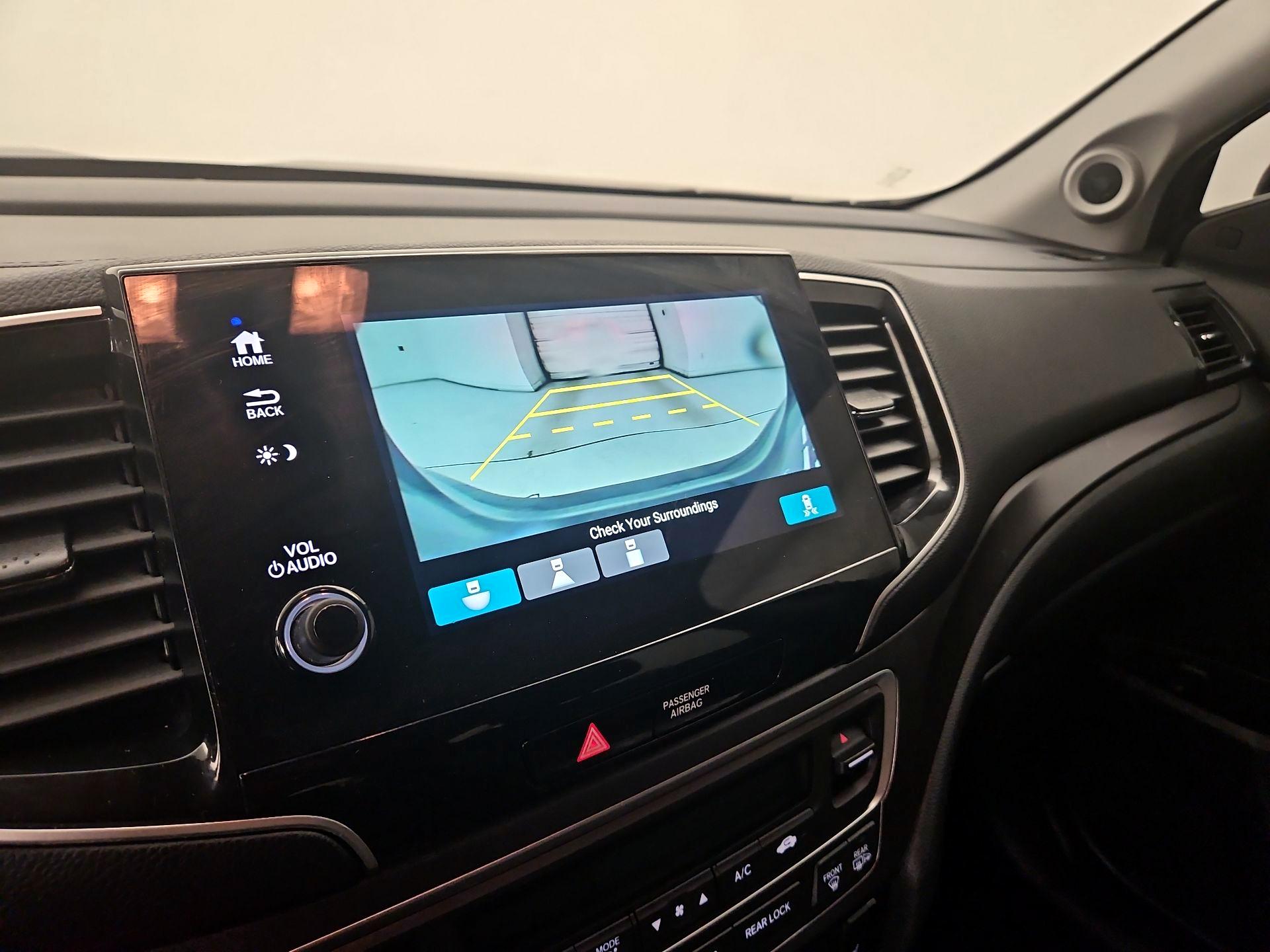 Thumbnail: 2020 Honda Pilot - 14